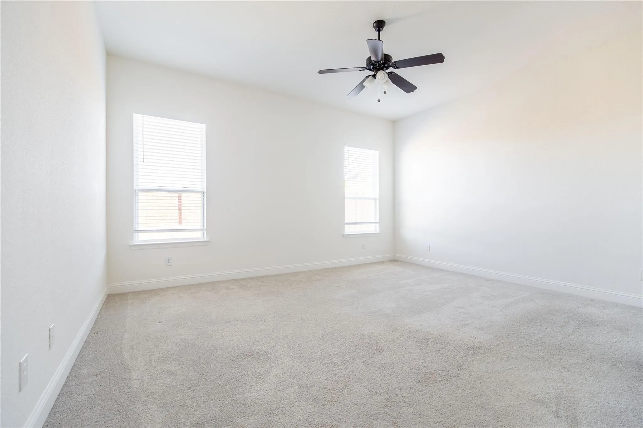 Single Family Residence For Rent in Parker County , 232 Observation Drive N, Aledo, Texas 76008, 4 Bedroom, 2 Bathroom, 2 Garage spaces, 2,296 Sqft, built in 2022, mls#21312475, Real Estate Agent in Aledo, Homes For Rent in Parker county, Homes For Rent in Aledo, Realtor in Aledo Texas, Real Estate Brokerage Independent Realty Texas, Luminita Cordes Realtor