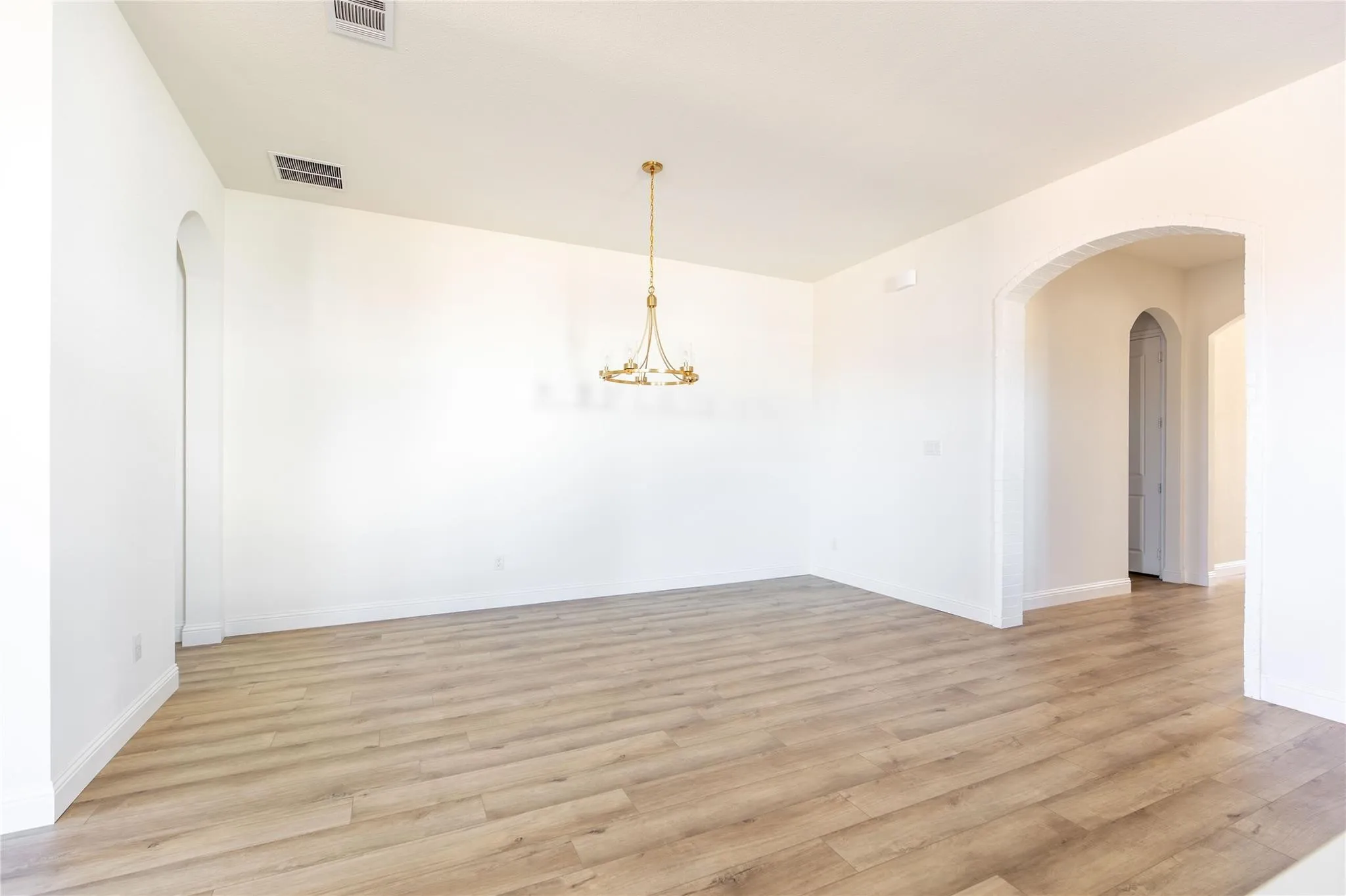 Single Family Residence For Rent in Parker County , 232 Observation Drive N, Aledo, Texas 76008, 4 Bedroom, 2 Bathroom, 2 Garage spaces, 2,296 Sqft, built in 2022, mls#21312475, Real Estate Agent in Aledo, Homes For Rent in Parker county, Homes For Rent in Aledo, Realtor in Aledo Texas, Real Estate Brokerage Independent Realty Texas, Luminita Cordes Realtor