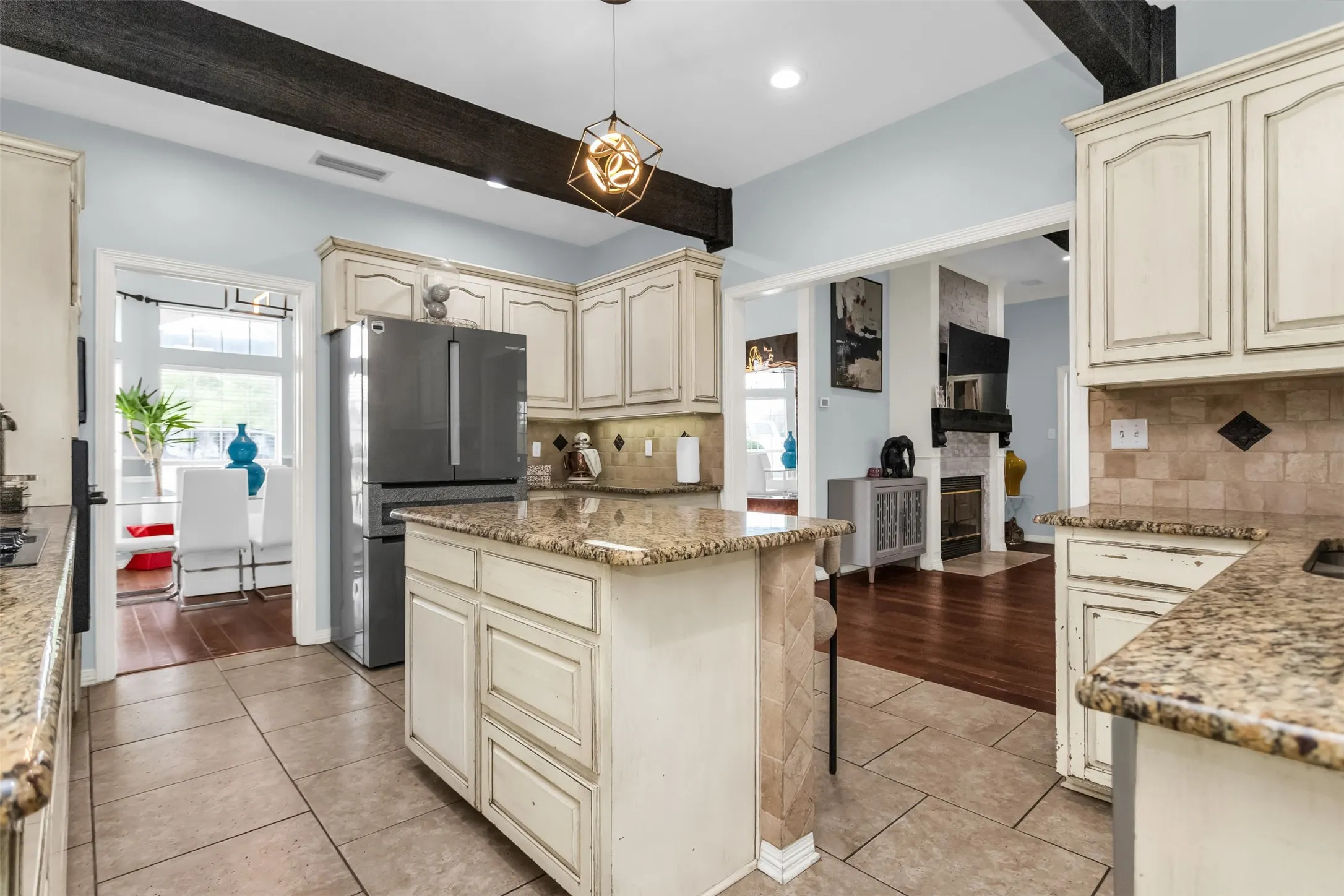 Single Family Residence For Sale in Kaufman County , 11176 Old Military Trail, Forney, Texas 75126, 4 Bedroom, 3 Bathroom, 2 Garage spaces, 2,147 Sqft, built in 1996, mls#21310659, Real Estate Agent in Forney, Homes For Sale in Kaufman county, Homes For Sale in Forney, Realtor in Forney Texas, Real Estate Brokerage Independent Realty Texas, Luminita Cordes Realtor