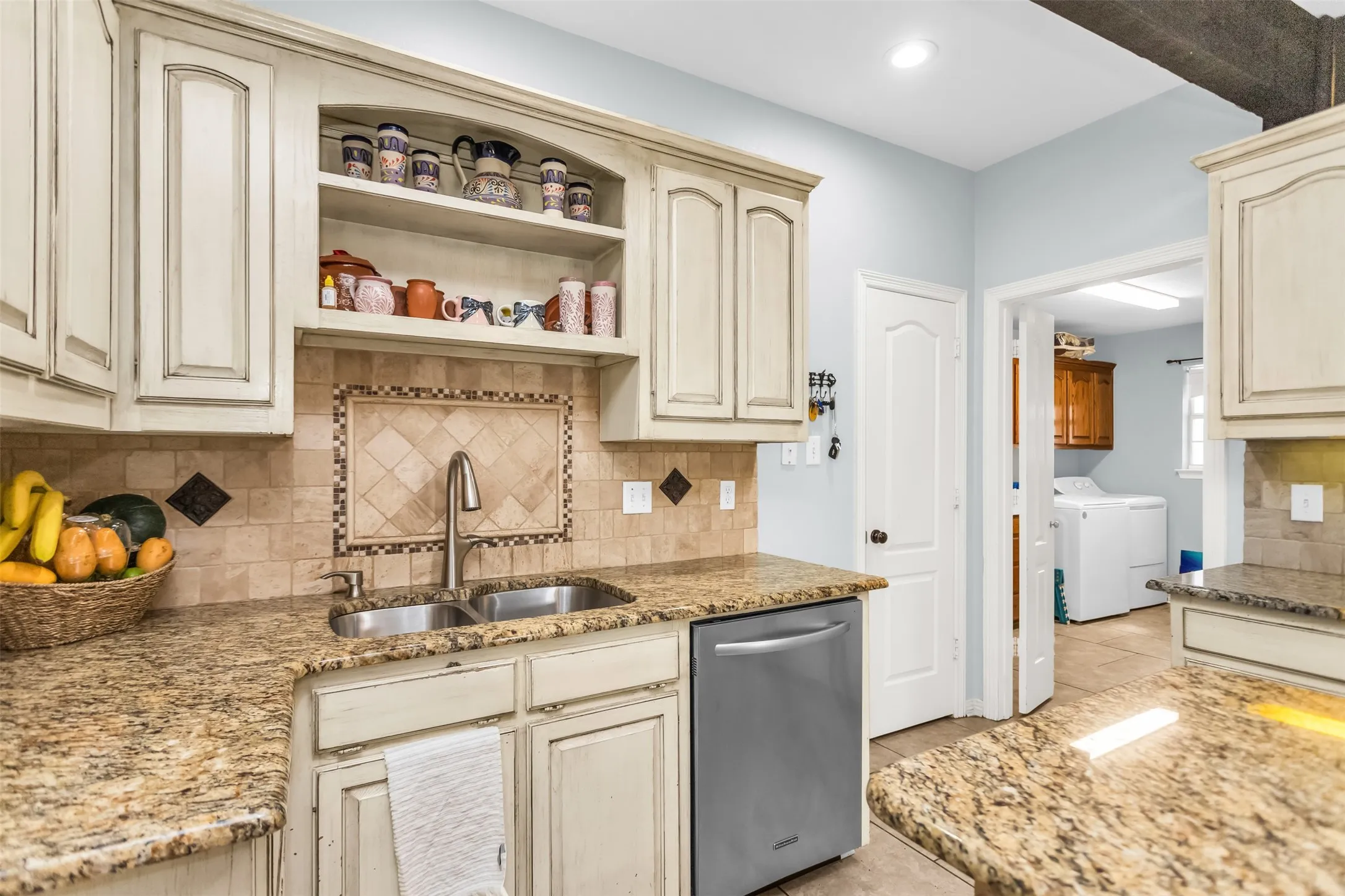 Single Family Residence For Sale in Kaufman County , 11176 Old Military Trail, Forney, Texas 75126, 4 Bedroom, 3 Bathroom, 2 Garage spaces, 2,147 Sqft, built in 1996, mls#21310659, Real Estate Agent in Forney, Homes For Sale in Kaufman county, Homes For Sale in Forney, Realtor in Forney Texas, Real Estate Brokerage Independent Realty Texas, Luminita Cordes Realtor