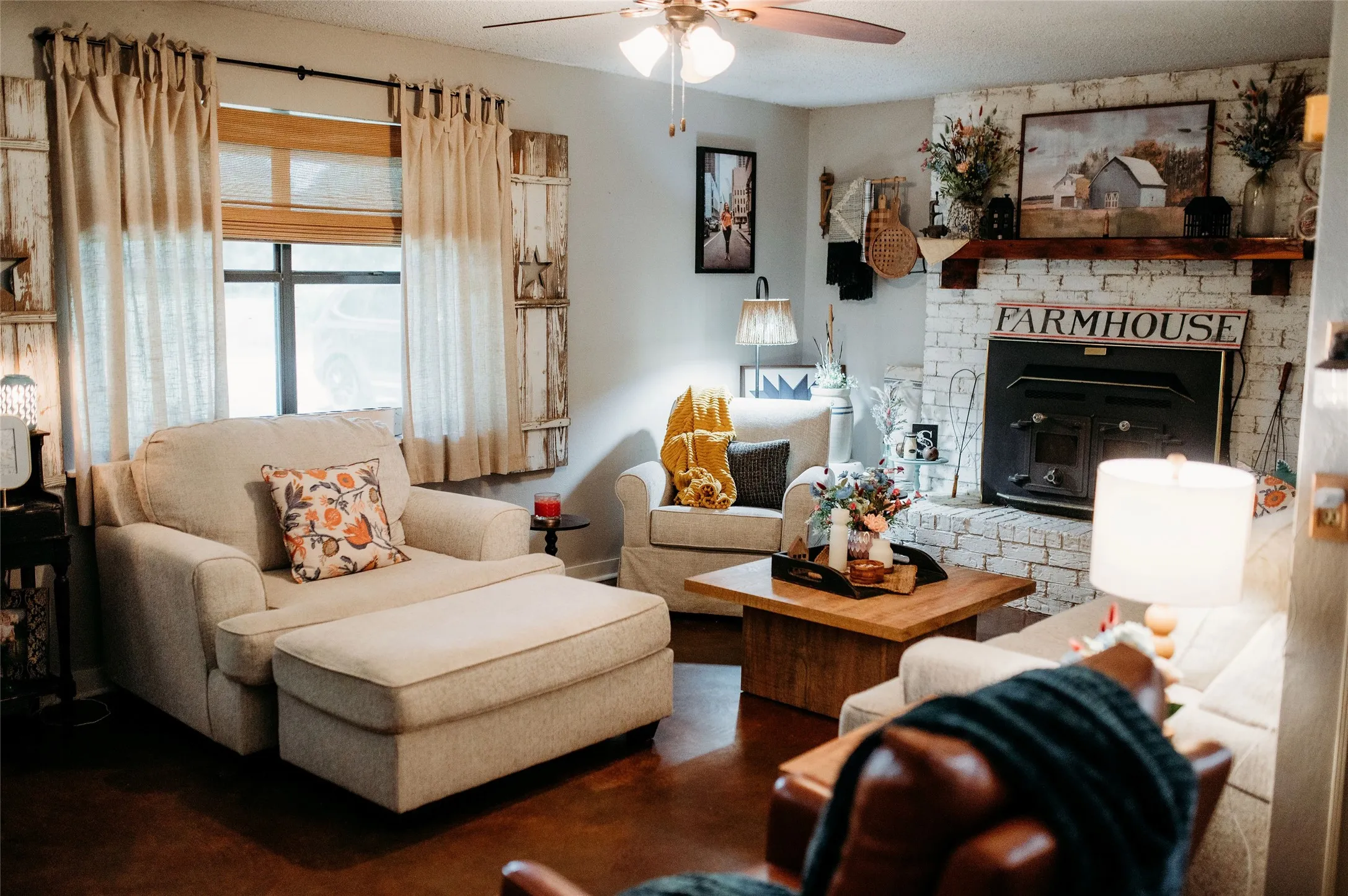 Single Family Residence For Sale in Fannin County , 408 County Road 2200, Ivanhoe, Texas 75447, 3 Bedroom, 1 Bathroom, Garage spaces, 1,253 Sqft, built in 1985, mls#21312192, Real Estate Agent in Ivanhoe, Homes For Sale in Fannin county, Homes For Sale in Ivanhoe, Realtor in Ivanhoe Texas, Real Estate Brokerage Independent Realty Texas, Luminita Cordes Realtor