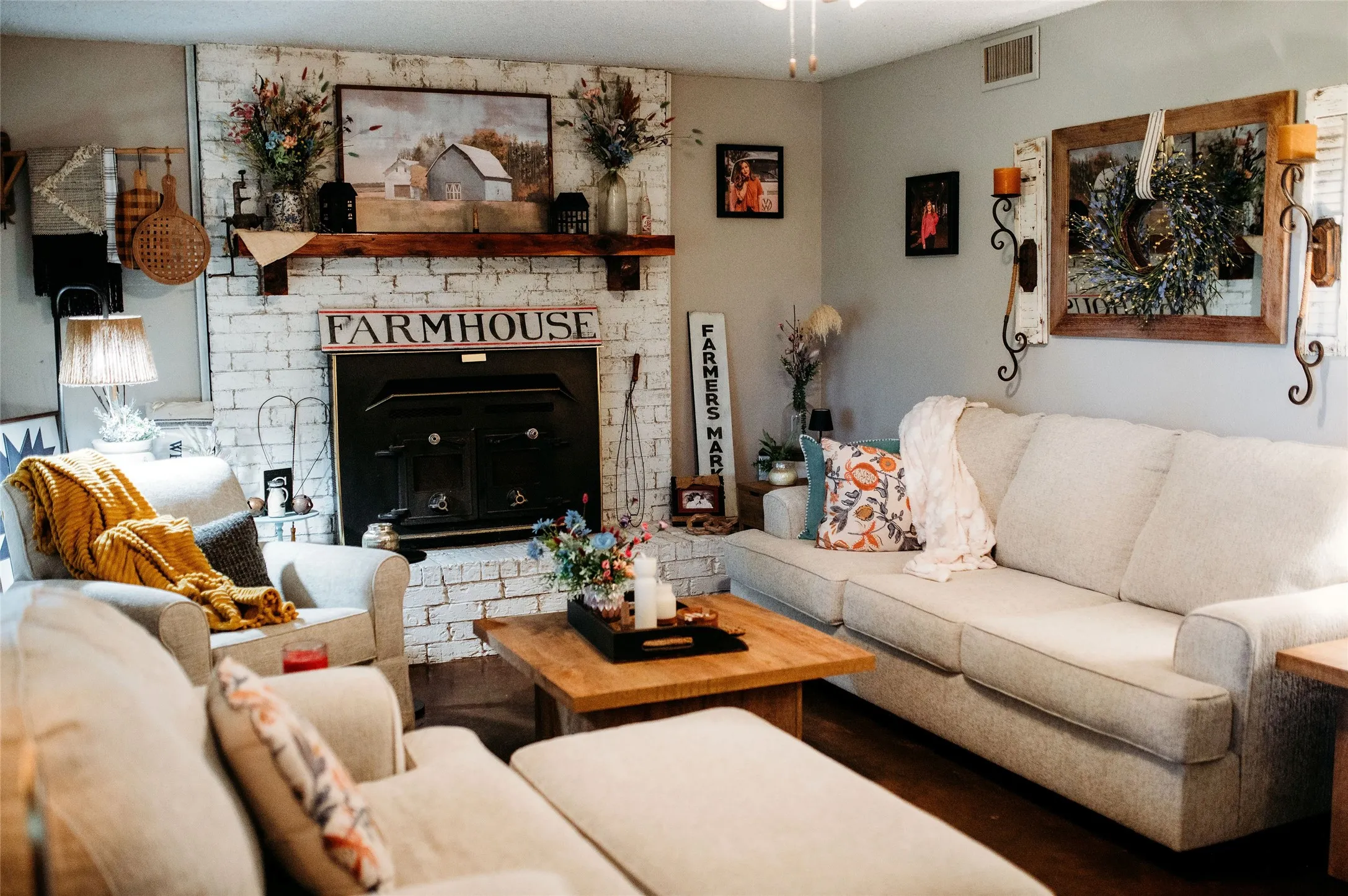 Single Family Residence For Sale in Fannin County , 408 County Road 2200, Ivanhoe, Texas 75447, 3 Bedroom, 1 Bathroom, Garage spaces, 1,253 Sqft, built in 1985, mls#21312192, Real Estate Agent in Ivanhoe, Homes For Sale in Fannin county, Homes For Sale in Ivanhoe, Realtor in Ivanhoe Texas, Real Estate Brokerage Independent Realty Texas, Luminita Cordes Realtor