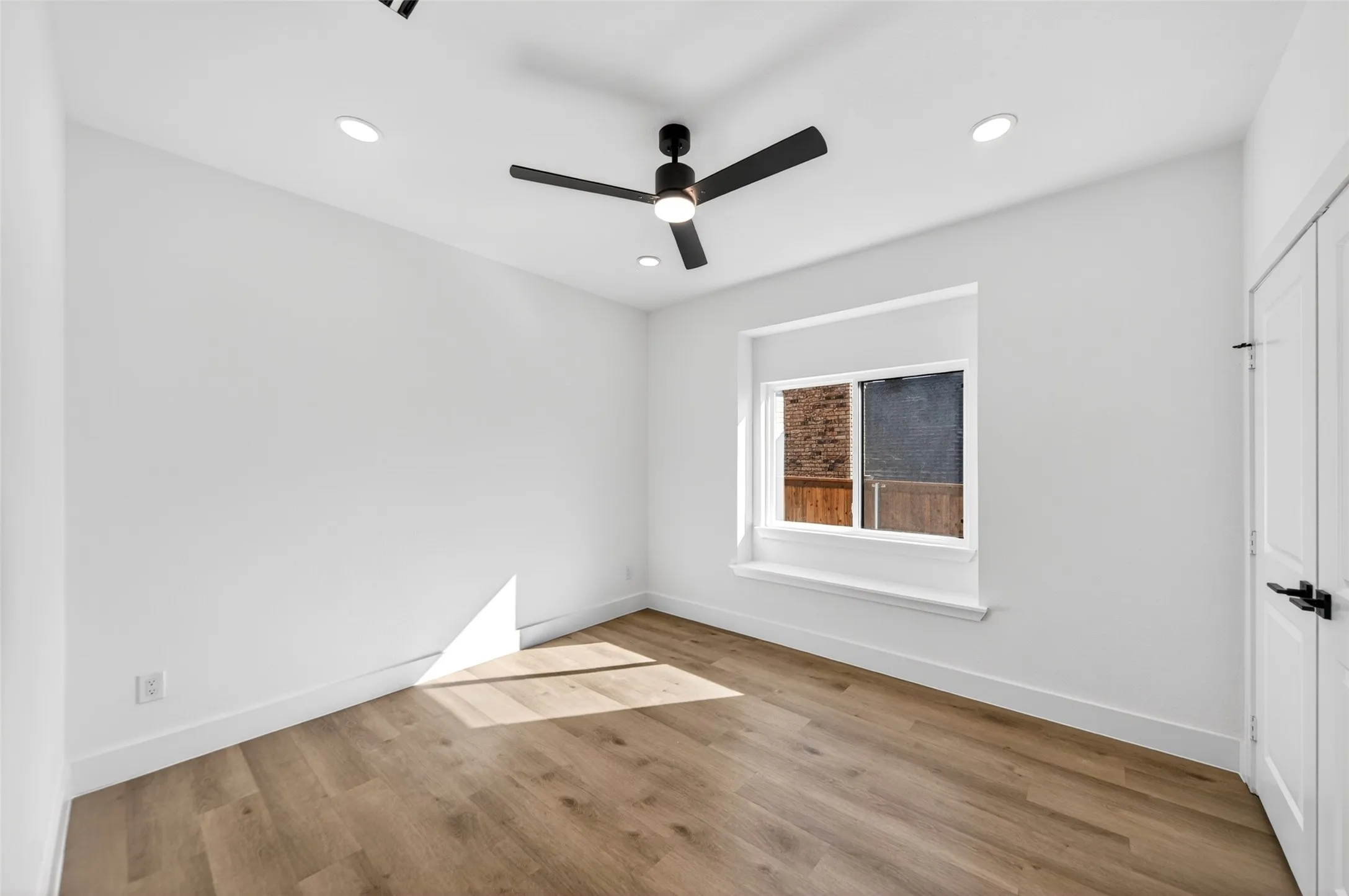 Single Family Residence For Rent in Denton County , 1213 Sycamore Drive, Carrollton, Texas 75007, 4 Bedrooms, 3 Bathrooms, 2 Garage spaces, 2,676 Sqft, built in 1984, Price $3,500, mls#21294664, Real Estate Agent in Carrollton, Homes For Rent in Denton county, Homes For Rent in Carrollton, Realtor in Carrollton Texas, Real Estate Brokerage Independent Realty Texas, Luminita Cordes Realtor