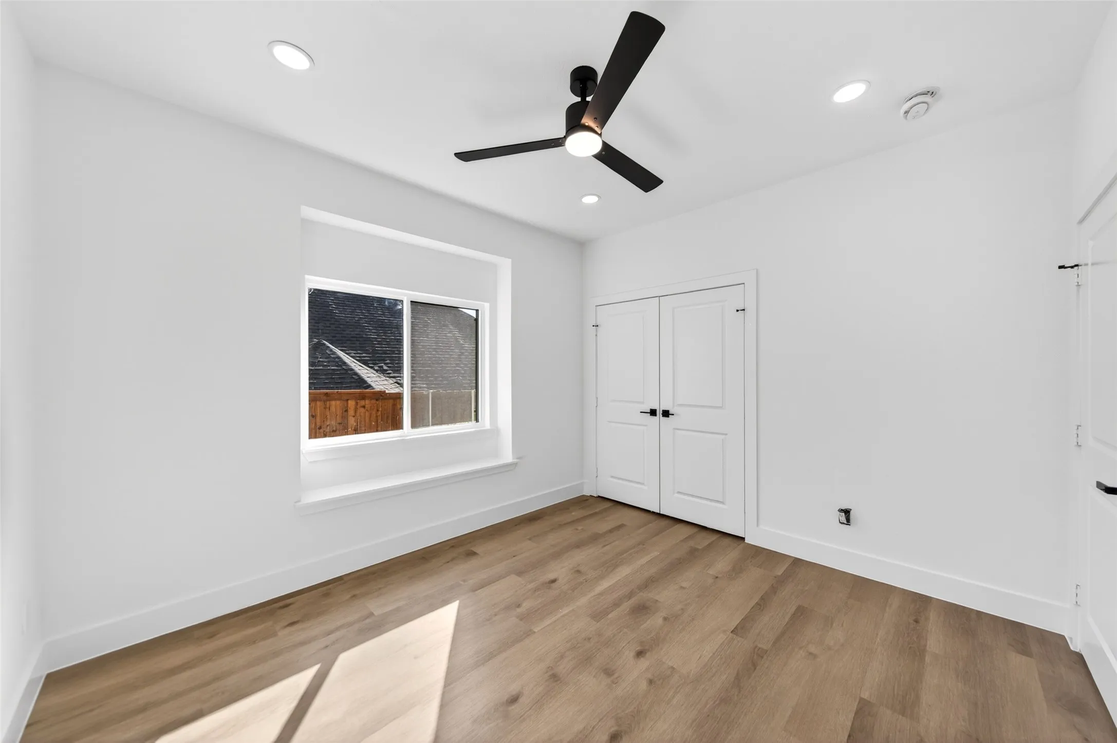 Single Family Residence For Rent in Denton County , 1213 Sycamore Drive, Carrollton, Texas 75007, 4 Bedrooms, 3 Bathrooms, 2 Garage spaces, 2,676 Sqft, built in 1984, Price $3,500, mls#21294664, Real Estate Agent in Carrollton, Homes For Rent in Denton county, Homes For Rent in Carrollton, Realtor in Carrollton Texas, Real Estate Brokerage Independent Realty Texas, Luminita Cordes Realtor