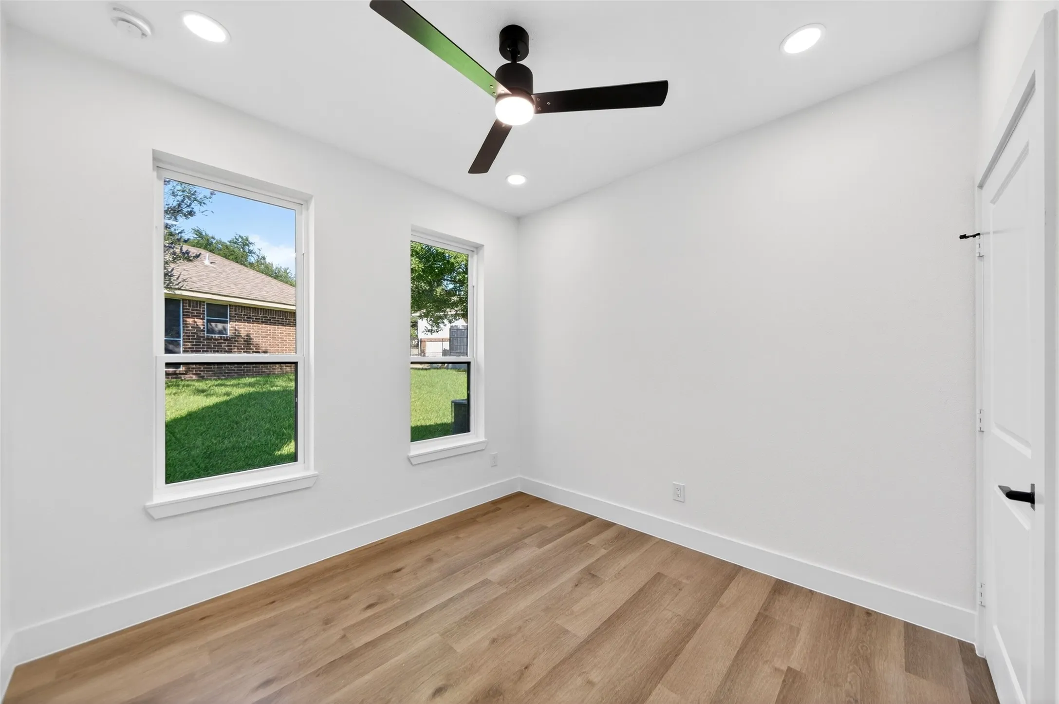 Single Family Residence For Rent in Denton County , 1213 Sycamore Drive, Carrollton, Texas 75007, 4 Bedrooms, 3 Bathrooms, 2 Garage spaces, 2,676 Sqft, built in 1984, Price $3,500, mls#21294664, Real Estate Agent in Carrollton, Homes For Rent in Denton county, Homes For Rent in Carrollton, Realtor in Carrollton Texas, Real Estate Brokerage Independent Realty Texas, Luminita Cordes Realtor