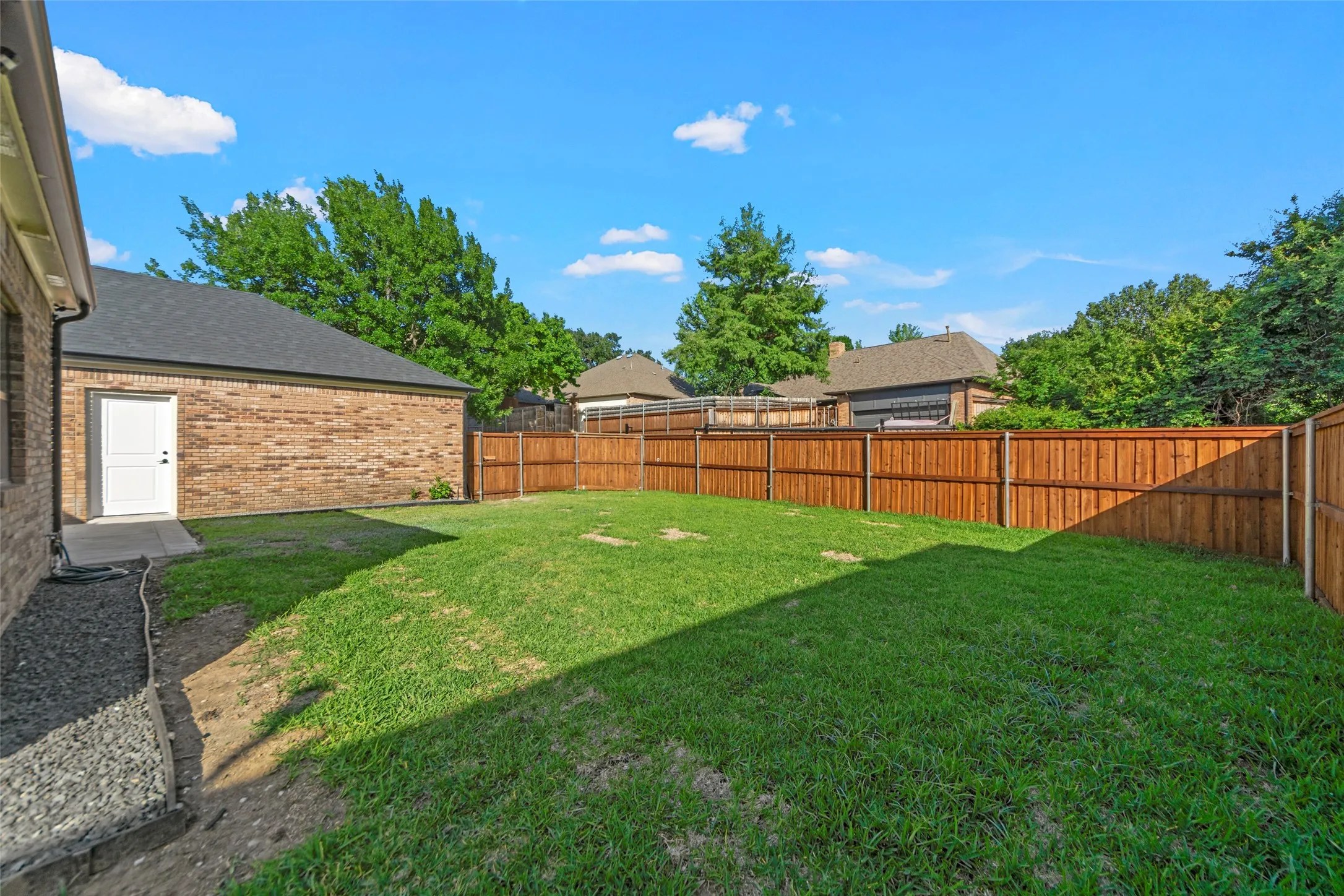 Single Family Residence For Rent in Denton County , 1213 Sycamore Drive, Carrollton, Texas 75007, 4 Bedrooms, 3 Bathrooms, 2 Garage spaces, 2,676 Sqft, built in 1984, Price $3,500, mls#21294664, Real Estate Agent in Carrollton, Homes For Rent in Denton county, Homes For Rent in Carrollton, Realtor in Carrollton Texas, Real Estate Brokerage Independent Realty Texas, Luminita Cordes Realtor
