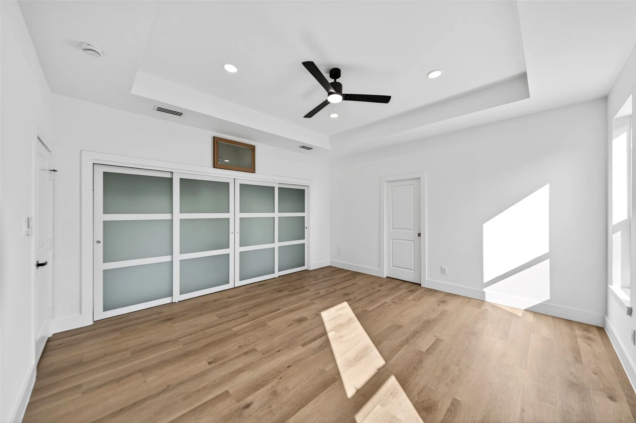 Single Family Residence For Rent in Denton County , 1213 Sycamore Drive, Carrollton, Texas 75007, 4 Bedrooms, 3 Bathrooms, 2 Garage spaces, 2,676 Sqft, built in 1984, Price $3,500, mls#21294664, Real Estate Agent in Carrollton, Homes For Rent in Denton county, Homes For Rent in Carrollton, Realtor in Carrollton Texas, Real Estate Brokerage Independent Realty Texas, Luminita Cordes Realtor