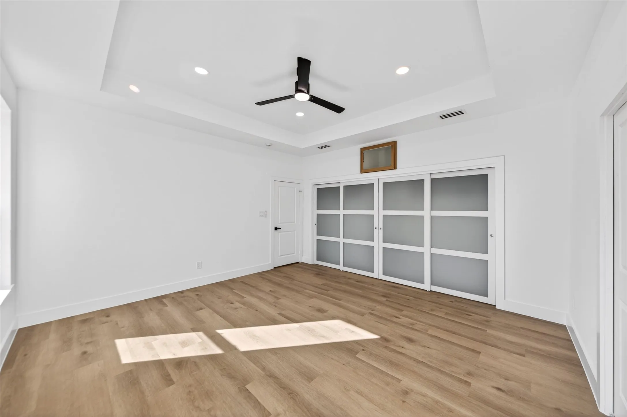 Single Family Residence For Rent in Denton County , 1213 Sycamore Drive, Carrollton, Texas 75007, 4 Bedrooms, 3 Bathrooms, 2 Garage spaces, 2,676 Sqft, built in 1984, Price $3,500, mls#21294664, Real Estate Agent in Carrollton, Homes For Rent in Denton county, Homes For Rent in Carrollton, Realtor in Carrollton Texas, Real Estate Brokerage Independent Realty Texas, Luminita Cordes Realtor