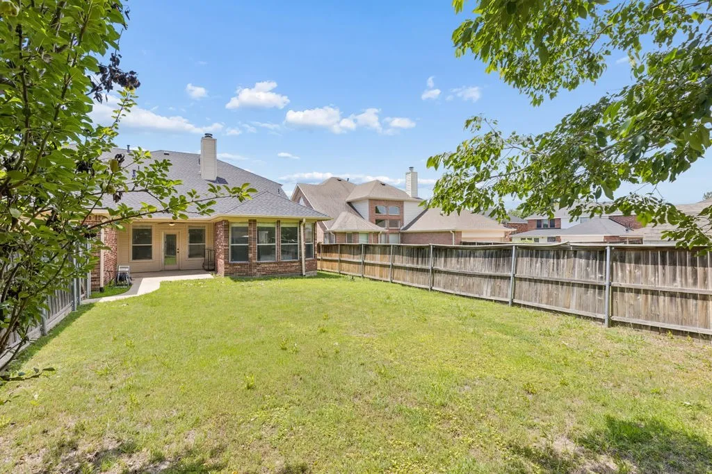 Single Family Residence For Sale in Dallas County , 213 Chaparral Drive, Sunnyvale, Texas 75182, 4 Bedroom, 3 Bathroom, 2 Garage spaces, 3,398 Sqft, built in 2000, mls#21309011, Real Estate Agent in Sunnyvale, Homes For Sale in Dallas county, Homes For Sale in Sunnyvale, Realtor in Sunnyvale Texas, Real Estate Brokerage Independent Realty Texas, Luminita Cordes Realtor