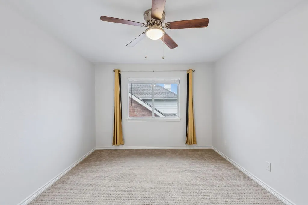 Single Family Residence For Sale in Dallas County , 213 Chaparral Drive, Sunnyvale, Texas 75182, 4 Bedroom, 3 Bathroom, 2 Garage spaces, 3,398 Sqft, built in 2000, mls#21309011, Real Estate Agent in Sunnyvale, Homes For Sale in Dallas county, Homes For Sale in Sunnyvale, Realtor in Sunnyvale Texas, Real Estate Brokerage Independent Realty Texas, Luminita Cordes Realtor