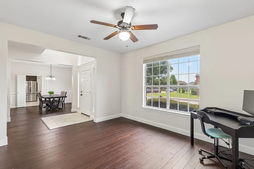 Single Family Residence For Sale in Dallas County , 213 Chaparral Drive, Sunnyvale, Texas 75182, 4 Bedroom, 3 Bathroom, 2 Garage spaces, 3,398 Sqft, built in 2000, mls#21309011, Real Estate Agent in Sunnyvale, Homes For Sale in Dallas county, Homes For Sale in Sunnyvale, Realtor in Sunnyvale Texas, Real Estate Brokerage Independent Realty Texas, Luminita Cordes Realtor