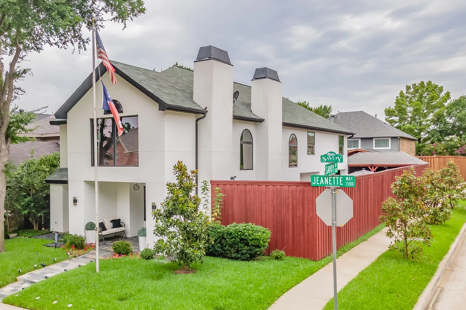 Single Family Residence For Sale in Dallas County , 1349 Jeanette Way, Carrollton, Texas 75006, 4 Bedroom, 3 Bathroom, 2 Garage spaces, 2,430 Sqft, built in 1987, mls#21312490, Real Estate Agent in Carrollton, Homes For Sale in Dallas county, Homes For Sale in Carrollton, Realtor in Carrollton Texas, Real Estate Brokerage Independent Realty Texas, Luminita Cordes Realtor