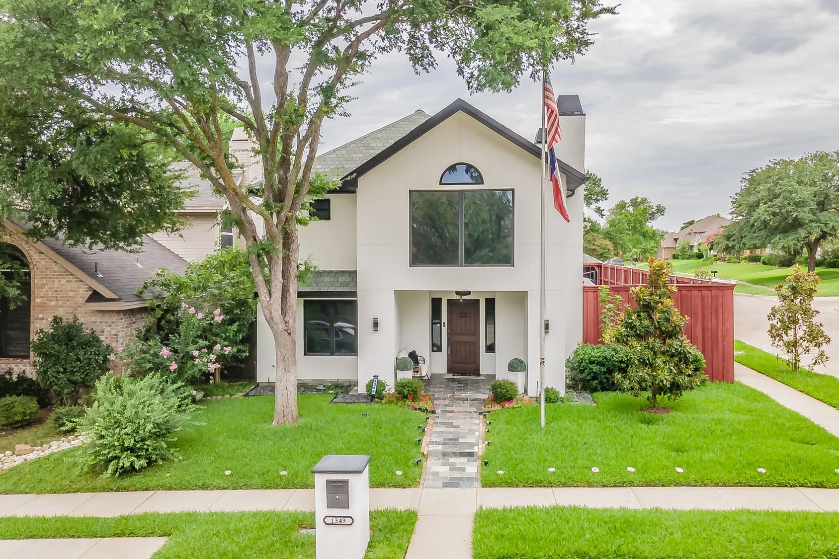Single Family Residence For Sale in Dallas County , 1349 Jeanette Way, Carrollton, Texas 75006, 4 Bedroom, 3 Bathroom, 2 Garage spaces, 2,430 Sqft, built in 1987, mls#21312490, Real Estate Agent in Carrollton, Homes For Sale in Dallas county, Homes For Sale in Carrollton, Realtor in Carrollton Texas, Real Estate Brokerage Independent Realty Texas, Luminita Cordes Realtor