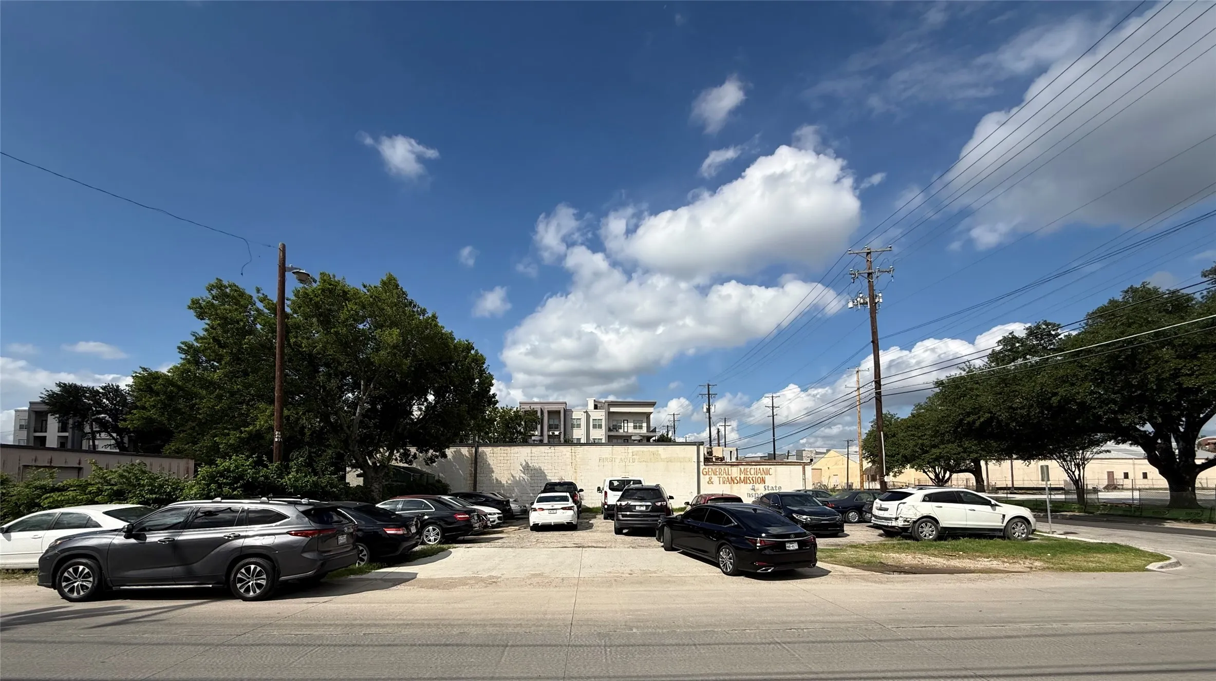 Retail For Sale in Dallas County , 2411 Butler Street, Dallas, Texas 75235, 0, 0, Garage spaces, 0 Sqft, built in 1966, Price $2,500,000, mls#21302456, Real Estate Agent in Dallas, Homes For Sale in Dallas county, Homes For Sale in Dallas, Realtor in Dallas Texas, Real Estate Brokerage Independent Realty Texas, Luminita Cordes Realtor