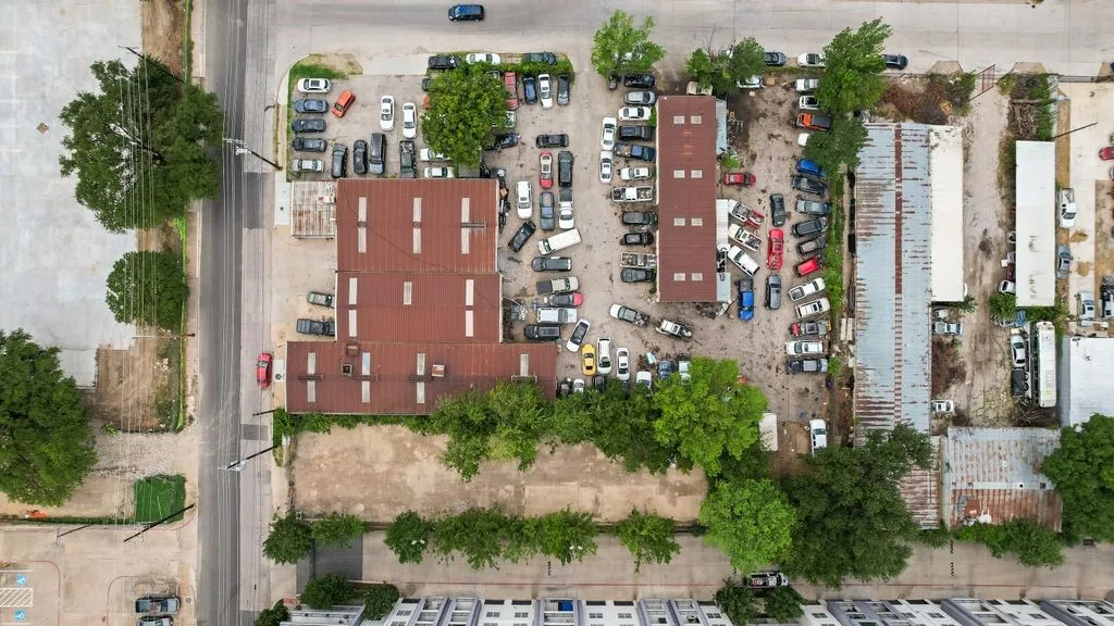 Retail For Sale in Dallas County , 2411 Butler Street, Dallas, Texas 75235, 0, 0, Garage spaces, 0 Sqft, built in 1966, Price $2,500,000, mls#21302456, Real Estate Agent in Dallas, Homes For Sale in Dallas county, Homes For Sale in Dallas, Realtor in Dallas Texas, Real Estate Brokerage Independent Realty Texas, Luminita Cordes Realtor