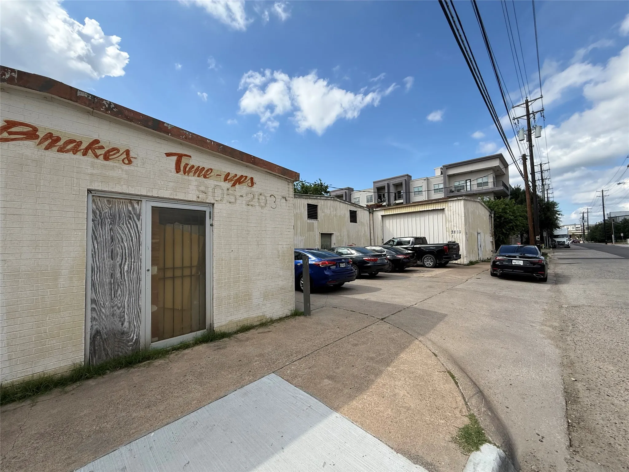 Retail For Sale in Dallas County , 2411 Butler Street, Dallas, Texas 75235, 0, 0, Garage spaces, 0 Sqft, built in 1966, Price $2,500,000, mls#21302456, Real Estate Agent in Dallas, Homes For Sale in Dallas county, Homes For Sale in Dallas, Realtor in Dallas Texas, Real Estate Brokerage Independent Realty Texas, Luminita Cordes Realtor