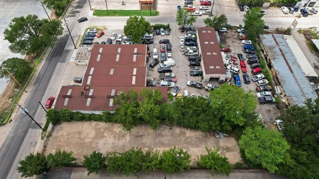 Retail For Sale in Dallas County , 2411 Butler Street, Dallas, Texas 75235, 0, 0, Garage spaces, 0 Sqft, built in 1966, Price $2,500,000, mls#21302456, Real Estate Agent in Dallas, Homes For Sale in Dallas county, Homes For Sale in Dallas, Realtor in Dallas Texas, Real Estate Brokerage Independent Realty Texas, Luminita Cordes Realtor