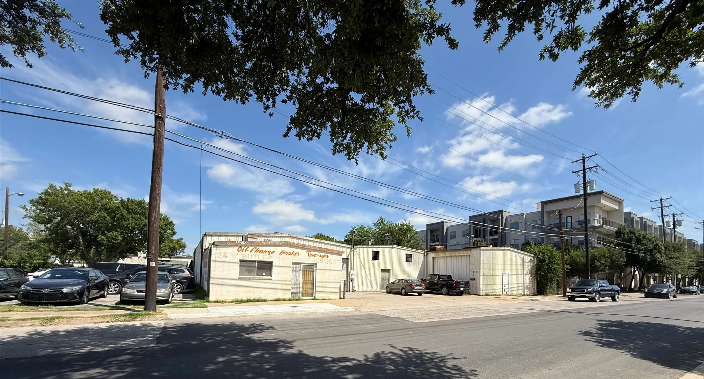 Retail For Sale in Dallas County , 2411 Butler Street, Dallas, Texas 75235, 0, 0, Garage spaces, 0 Sqft, built in 1966, Price $2,500,000, mls#21302456, Real Estate Agent in Dallas, Homes For Sale in Dallas county, Homes For Sale in Dallas, Realtor in Dallas Texas, Real Estate Brokerage Independent Realty Texas, Luminita Cordes Realtor