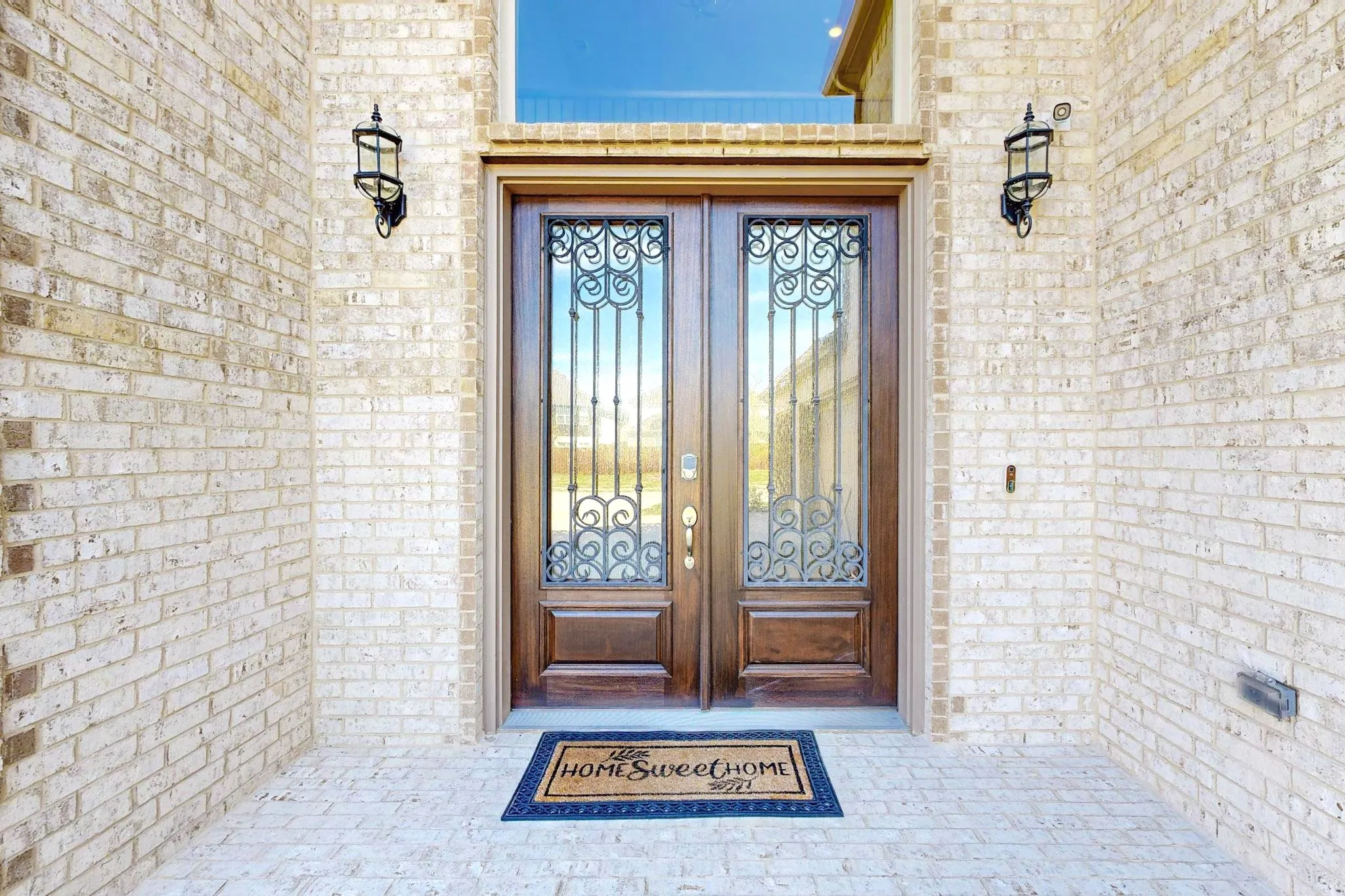 Single Family Residence For Sale in Ellis County , 422 Crestview Drive, Midlothian, Texas 76065, 5 Bedroom, 4 Bathroom, 3 Garage spaces, 4,182 Sqft, built in 2021, mls#21308051, Real Estate Agent in Midlothian, Homes For Sale in Ellis county, Homes For Sale in Midlothian, Realtor in Midlothian Texas, Real Estate Brokerage Independent Realty Texas, Luminita Cordes Realtor