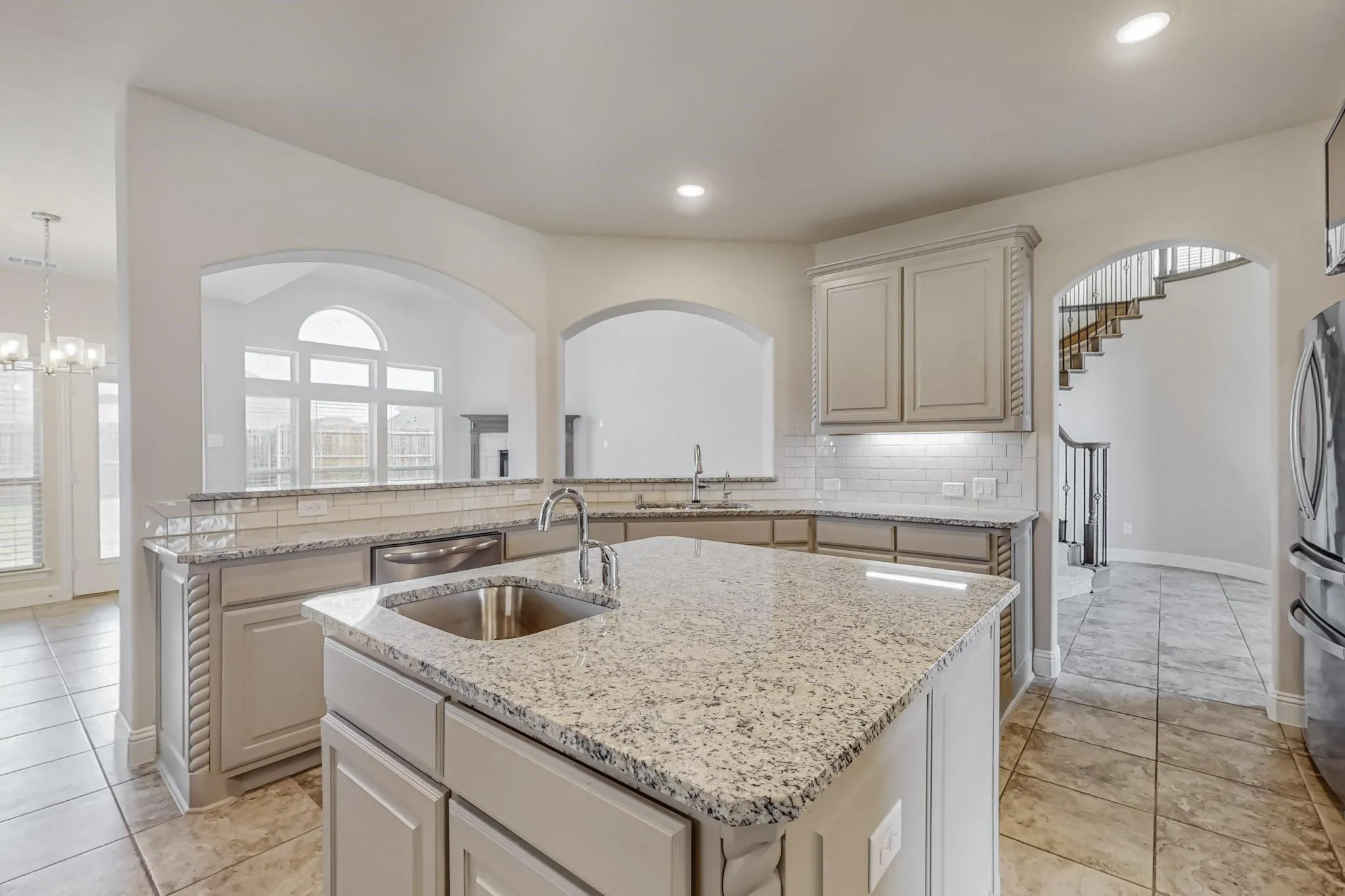 Single Family Residence For Sale in Ellis County , 422 Crestview Drive, Midlothian, Texas 76065, 5 Bedroom, 4 Bathroom, 3 Garage spaces, 4,182 Sqft, built in 2021, mls#21308051, Real Estate Agent in Midlothian, Homes For Sale in Ellis county, Homes For Sale in Midlothian, Realtor in Midlothian Texas, Real Estate Brokerage Independent Realty Texas, Luminita Cordes Realtor