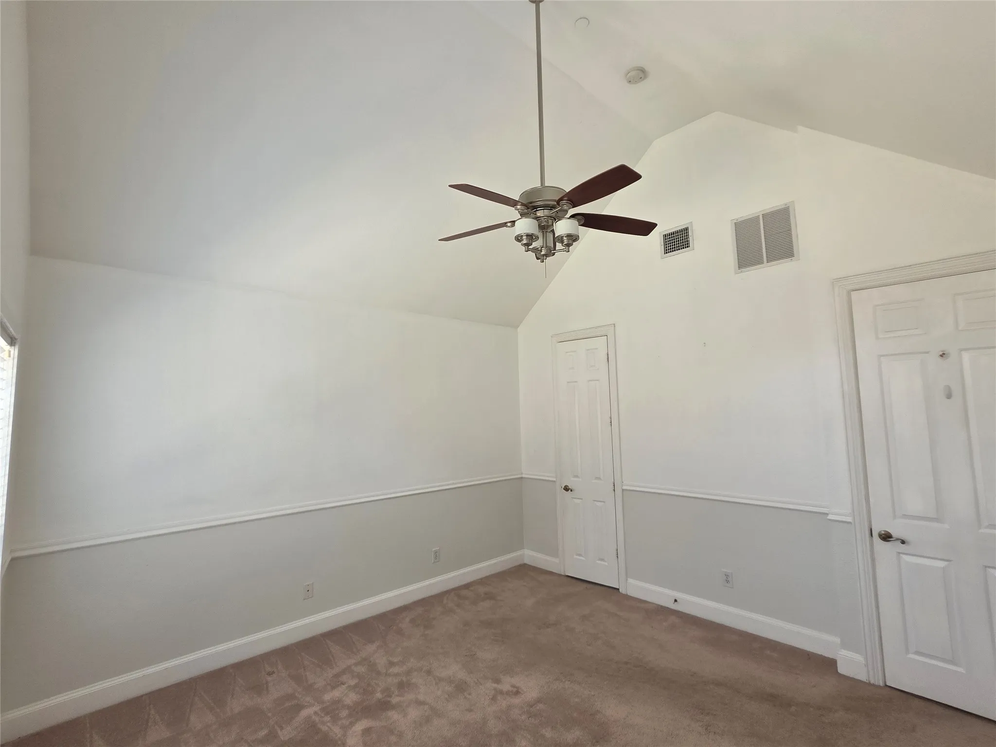 Single Family Residence For Sale in Dallas County , 8207 Persimmon Street, Irving, Texas 75063, 3 Bedroom, 2 Bathroom, 2 Garage spaces, 1,482 Sqft, built in 2000, mls#21308548, Real Estate Agent in Irving, Homes For Sale in Dallas county, Homes For Sale in Irving, Realtor in Irving Texas, Real Estate Brokerage Independent Realty Texas, Luminita Cordes Realtor