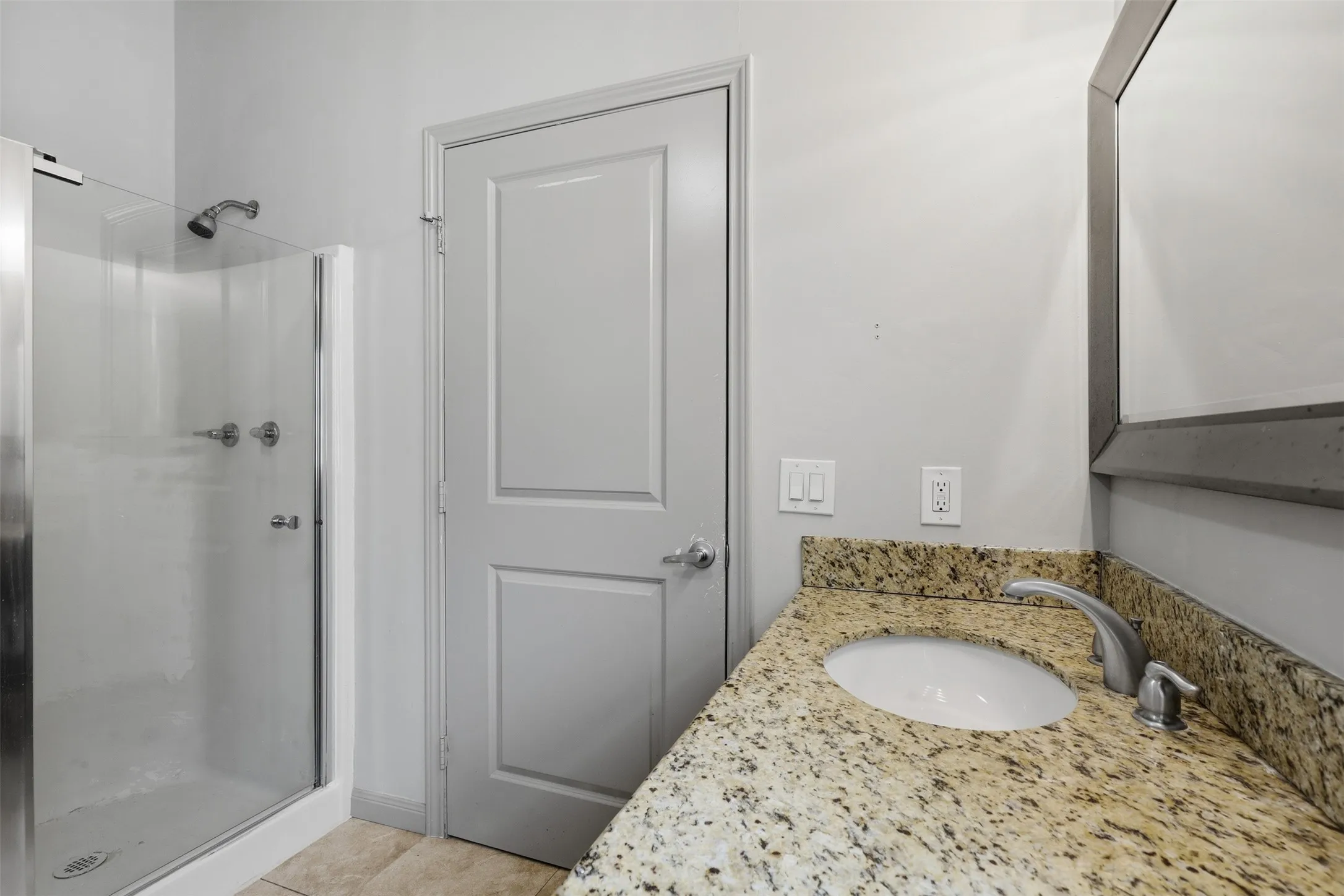 Mobile Home For Sale in Johnson County , 907 Quail Run, Cleburne, Texas 76031, 4 Bedroom, 4 Bathroom, Garage spaces, 3,136 Sqft, built in 1985, mls#21311065, Real Estate Agent in Cleburne, Homes For Sale in Johnson county, Homes For Sale in Cleburne, Realtor in Cleburne Texas, Real Estate Brokerage Independent Realty Texas, Luminita Cordes Realtor