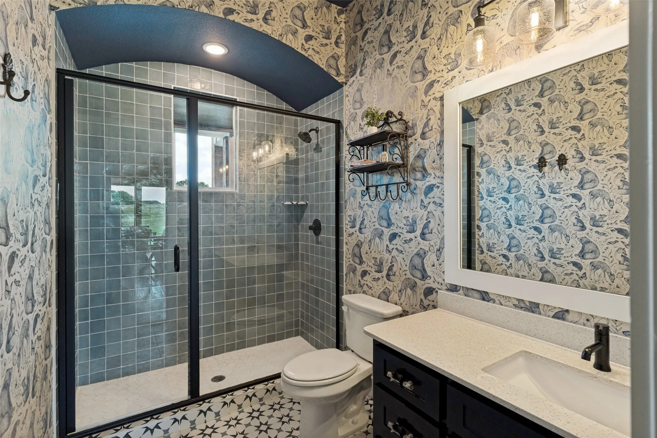 Separate bath for 4th bedroom/office