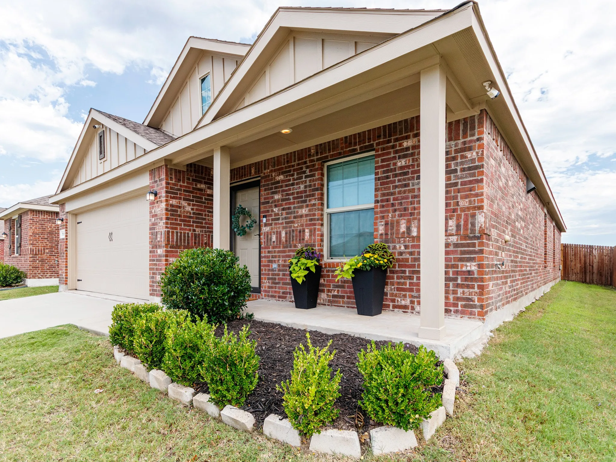 Single Family Residence For Sale in Collin County , 1706 Deerchase Drive, Anna, Texas 75409, 4 Bedroom, 2 Bathroom, 2 Garage spaces, 1,726 Sqft, built in 2021, mls#21290668, Real Estate Agent in Anna, Homes For Sale in Collin county, Homes For Sale in Anna, Realtor in Anna Texas, Real Estate Brokerage Independent Realty Texas, Luminita Cordes Realtor