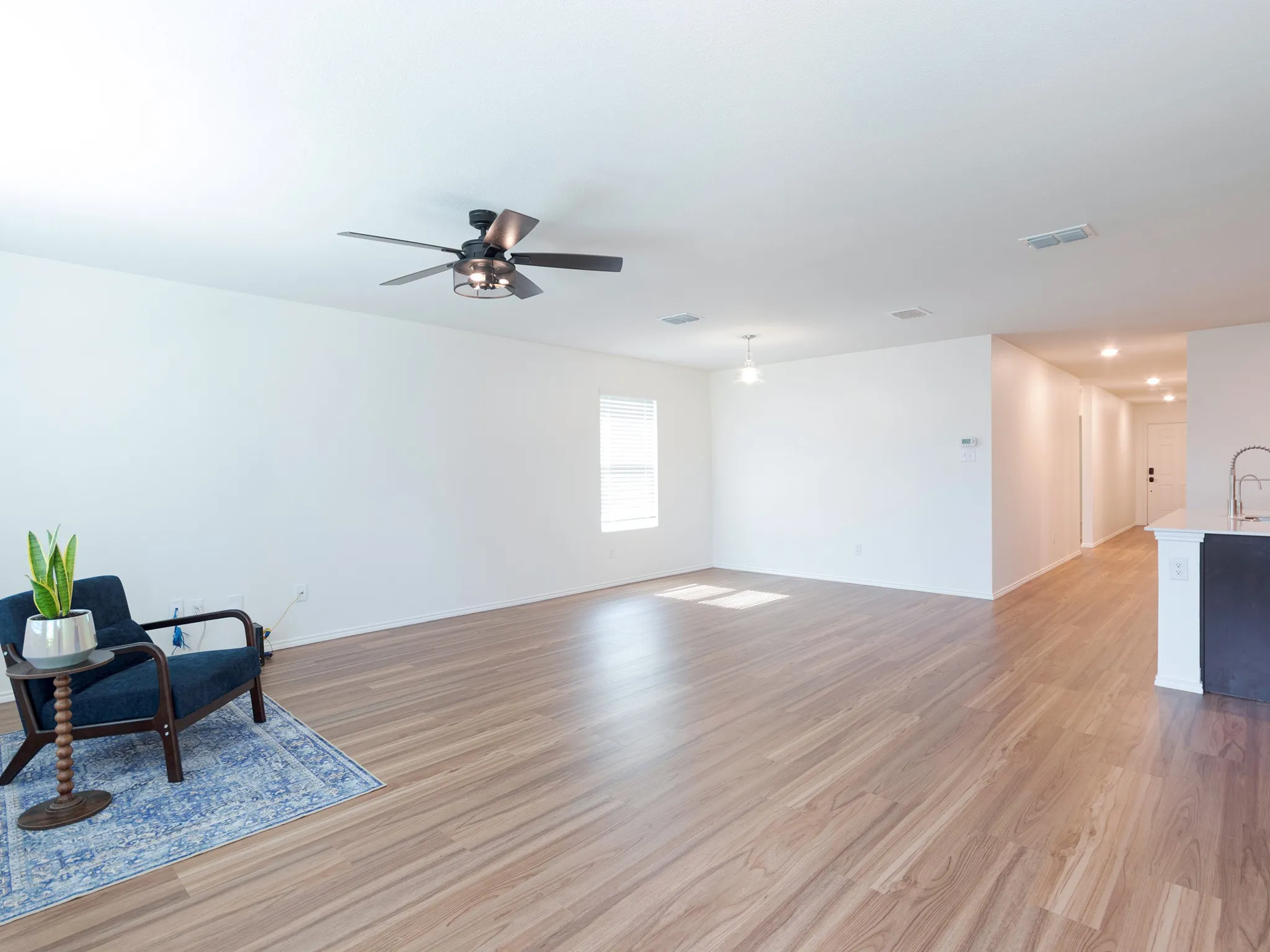 Family room with plenty of space!