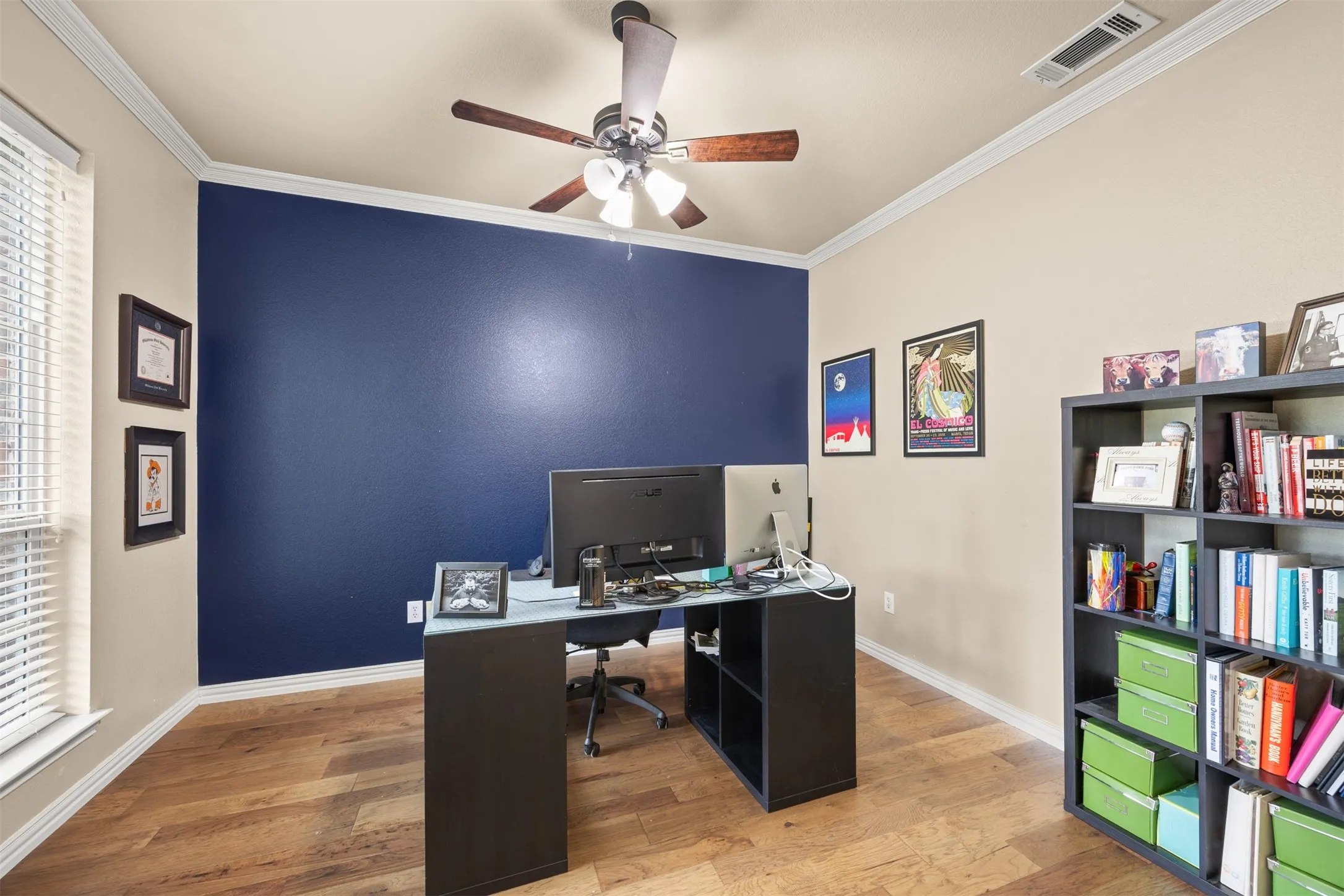 Single Family Residence For Sale in Collin County , 12812 Cordellera Lane, Frisco, Texas 75035, 4 Bedroom, 4 Bathroom, 2 Garage spaces, 3,398 Sqft, built in 2011, mls#21309409, Real Estate Agent in Frisco, Homes For Sale in Collin county, Homes For Sale in Frisco, Realtor in Frisco Texas, Real Estate Brokerage Independent Realty Texas, Luminita Cordes Realtor