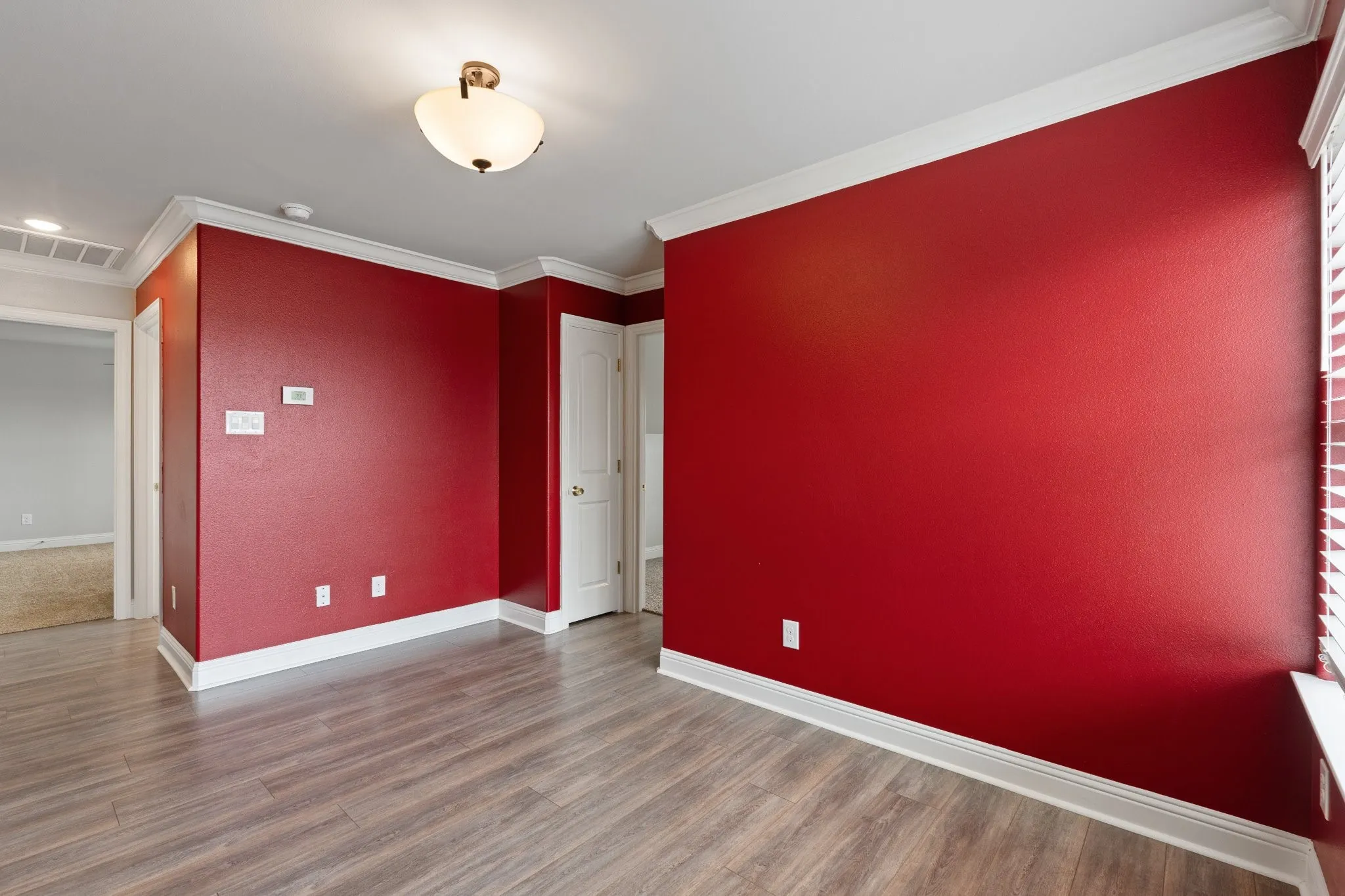 Single Family Residence For Sale in Johnson County , 906 Bent Wood Lane, Cleburne, Texas 76033, 3 Bedroom, 3 Bathroom, 2 Garage spaces, 2,174 Sqft, built in 2019, mls#21312524, Real Estate Agent in Cleburne, Homes For Sale in Johnson county, Homes For Sale in Cleburne, Realtor in Cleburne Texas, Real Estate Brokerage Independent Realty Texas, Luminita Cordes Realtor