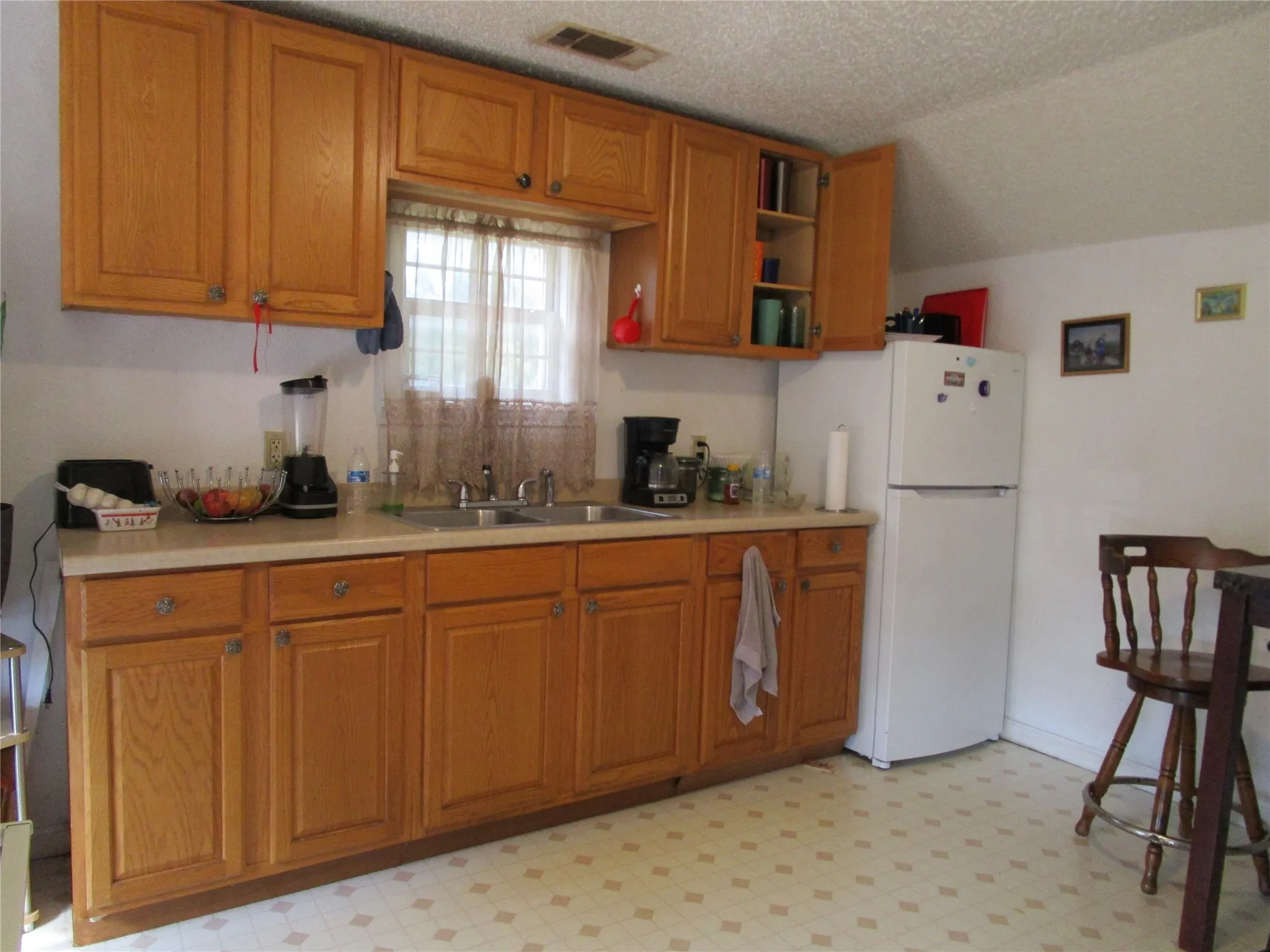 Single Family Residence For Sale in Dallas County , 3718 N Westmoreland Road, Dallas, Texas 75212, 0, 1 Bathroom, 1 Garage spaces, 712 Sqft, built in 1942, mls#21312525, Real Estate Agent in Dallas, Homes For Sale in Dallas county, Homes For Sale in Dallas, Realtor in Dallas Texas, Real Estate Brokerage Independent Realty Texas, Luminita Cordes Realtor