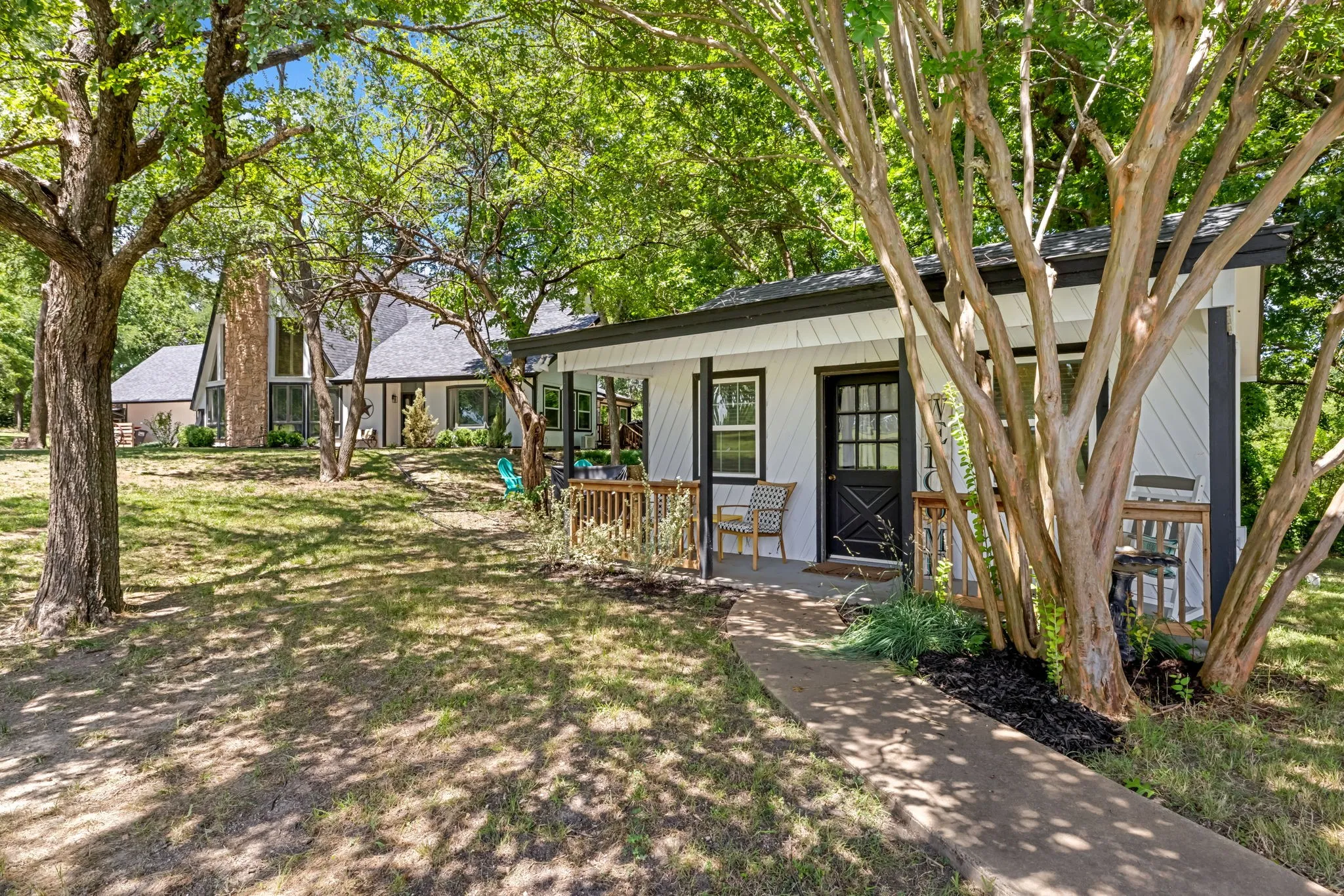 Farm For Sale in Collin County , 9922 Slater Creek Road, Anna, Texas 75409, 4 Bedrooms, 3 Bathrooms, Garage spaces, 3,978 Sqft, built in 1980, Price $1,100,000, mls#21310382, Real Estate Agent in Anna, Homes For Sale in Collin county, Homes For Sale in Anna, Realtor in Anna Texas, Real Estate Brokerage Independent Realty Texas, Luminita Cordes Realtor
