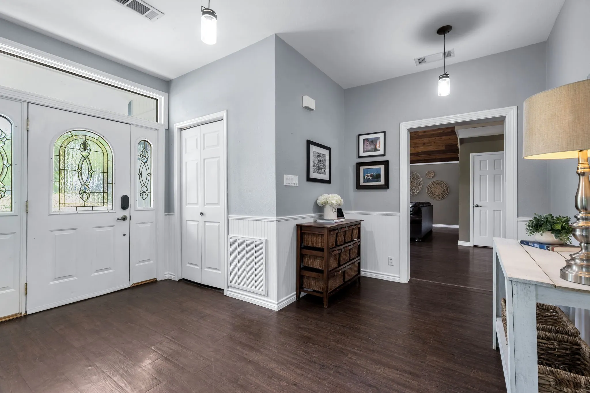Farm For Sale in Collin County , 9922 Slater Creek Road, Anna, Texas 75409, 4 Bedrooms, 3 Bathrooms, Garage spaces, 3,978 Sqft, built in 1980, Price $1,100,000, mls#21310382, Real Estate Agent in Anna, Homes For Sale in Collin county, Homes For Sale in Anna, Realtor in Anna Texas, Real Estate Brokerage Independent Realty Texas, Luminita Cordes Realtor
