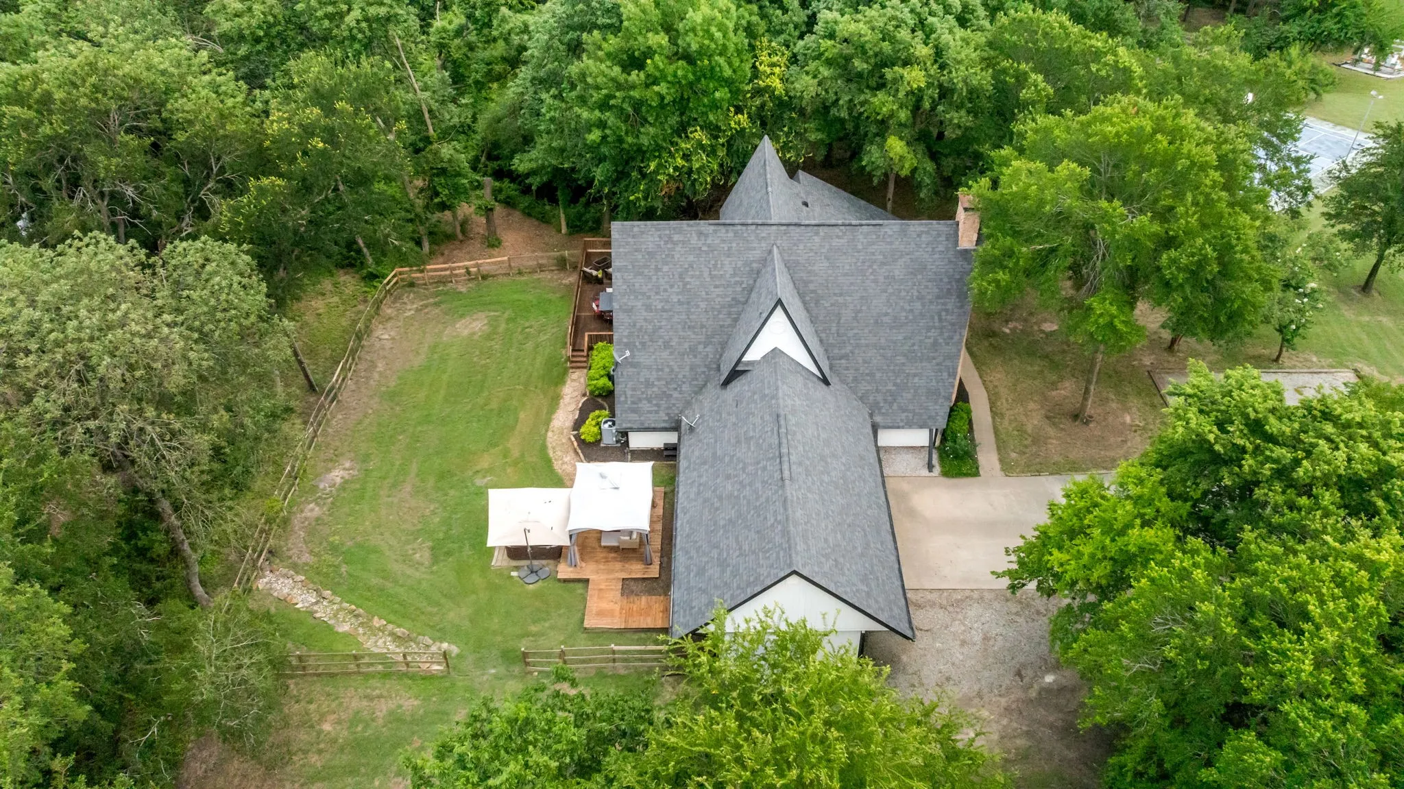 Farm For Sale in Collin County , 9922 Slater Creek Road, Anna, Texas 75409, 4 Bedrooms, 3 Bathrooms, Garage spaces, 3,978 Sqft, built in 1980, Price $1,100,000, mls#21310382, Real Estate Agent in Anna, Homes For Sale in Collin county, Homes For Sale in Anna, Realtor in Anna Texas, Real Estate Brokerage Independent Realty Texas, Luminita Cordes Realtor