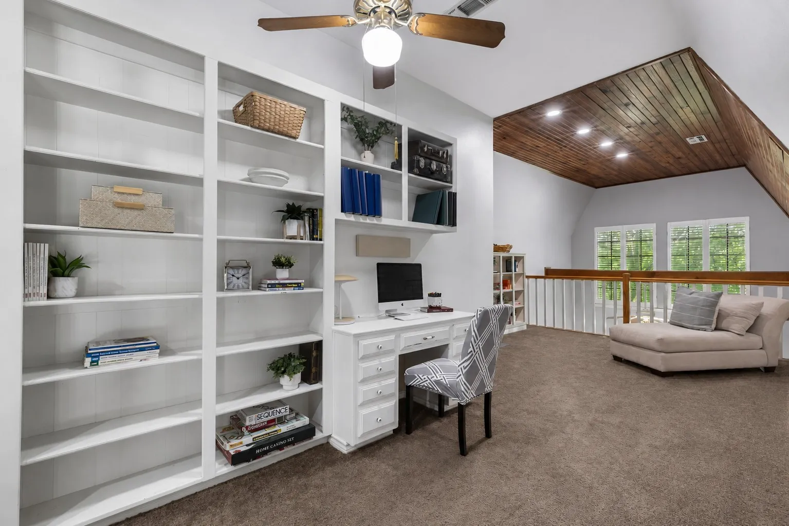Farm For Sale in Collin County , 9922 Slater Creek Road, Anna, Texas 75409, 4 Bedrooms, 3 Bathrooms, Garage spaces, 3,978 Sqft, built in 1980, Price $1,100,000, mls#21310382, Real Estate Agent in Anna, Homes For Sale in Collin county, Homes For Sale in Anna, Realtor in Anna Texas, Real Estate Brokerage Independent Realty Texas, Luminita Cordes Realtor