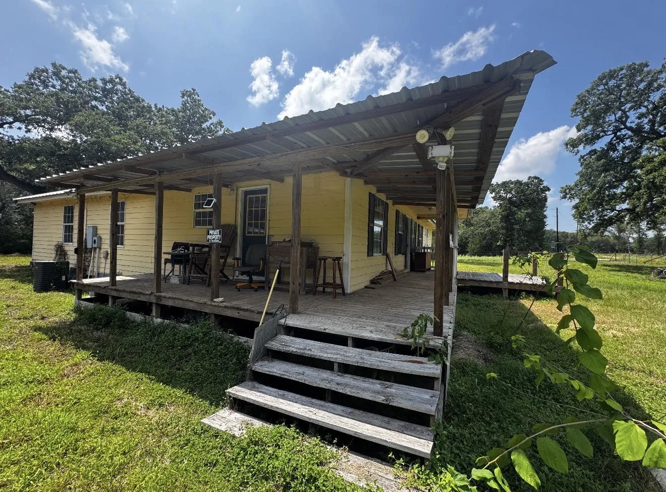 Single Family Residence For Sale in Falls County , 283 County Road 269, Kosse, Texas 76653, 4 Bedroom, 2 Bathroom, Garage spaces, 1,797 Sqft, built in 1999, mls#21309847, Real Estate Agent in Kosse, Homes For Sale in Falls county, Homes For Sale in Kosse, Realtor in Kosse Texas, Real Estate Brokerage Independent Realty Texas, Luminita Cordes Realtor