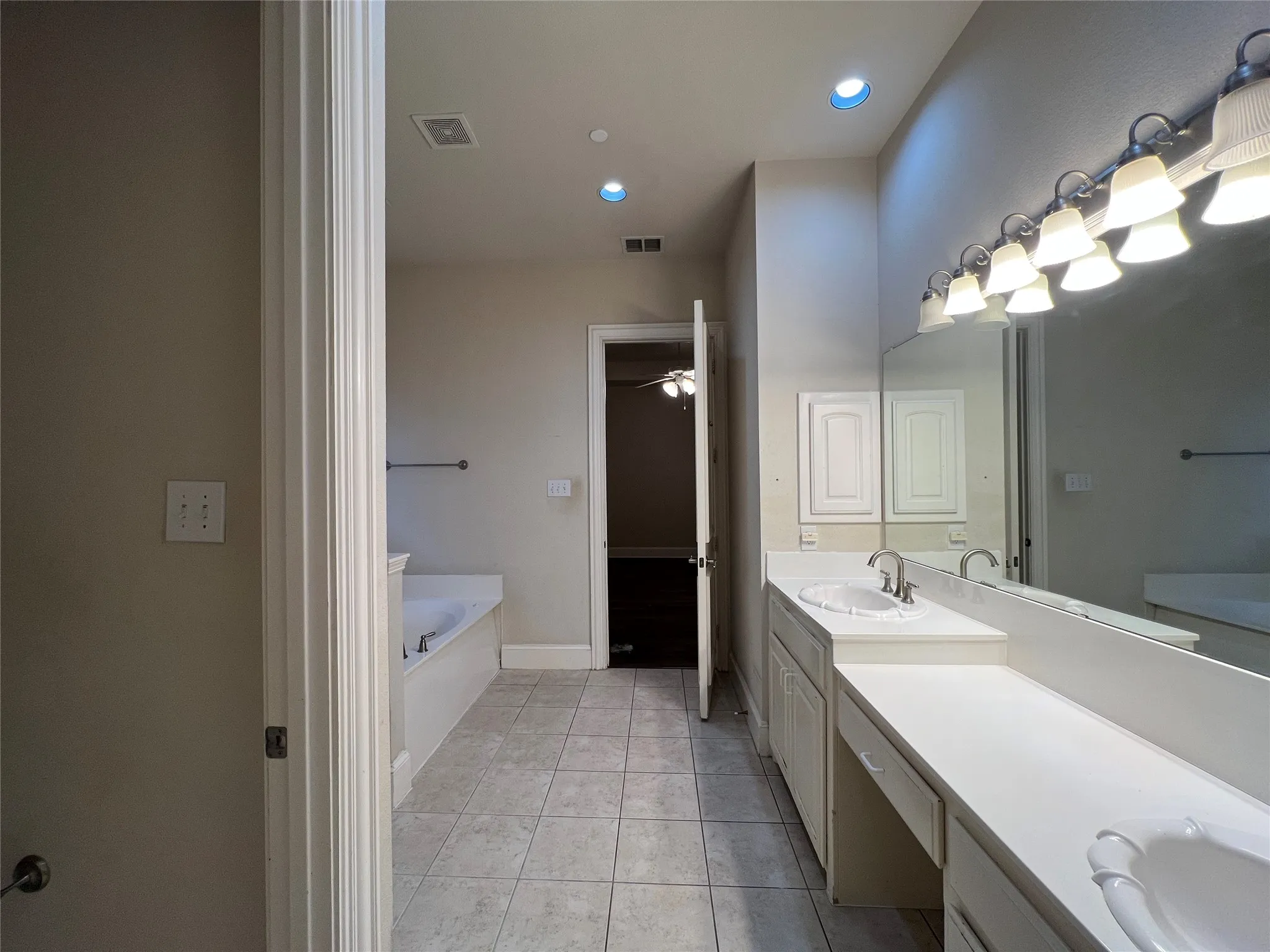 Single Family Residence For Rent in Dallas County , 8755 Navidad Court, Irving, Texas 75063, 4 Bedrooms, 3 Bathrooms, 2 Garage spaces, 3,332 Sqft, built in 2002, Price $3,250, mls#21312536, Real Estate Agent in Irving, Homes For Rent in Dallas county, Homes For Rent in Irving, Realtor in Irving Texas, Real Estate Brokerage Independent Realty Texas, Luminita Cordes Realtor