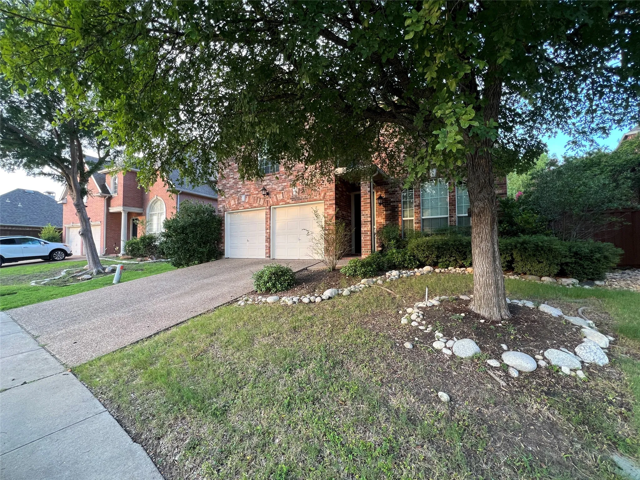 Single Family Residence For Rent in Dallas County , 8755 Navidad Court, Irving, Texas 75063, 4 Bedrooms, 3 Bathrooms, 2 Garage spaces, 3,332 Sqft, built in 2002, Price $3,250, mls#21312536, Real Estate Agent in Irving, Homes For Rent in Dallas county, Homes For Rent in Irving, Realtor in Irving Texas, Real Estate Brokerage Independent Realty Texas, Luminita Cordes Realtor