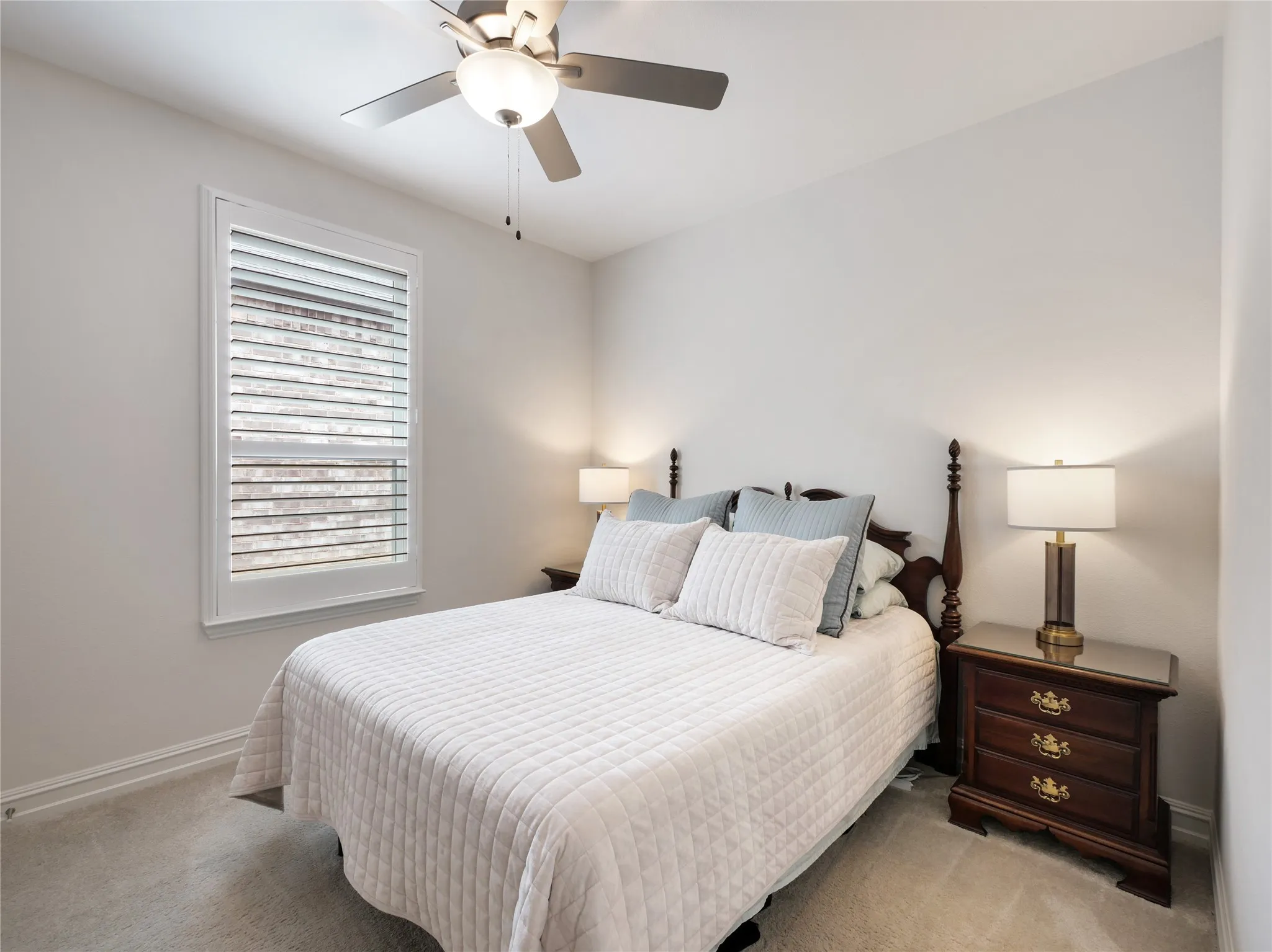 Single Family Residence For Sale in Denton County , 1125 Cornerstone Drive, Little Elm, Texas 76227, 3 Bedroom, 3 Bathroom, 2 Garage spaces, 2,770 Sqft, built in 2022, mls#21310018, Real Estate Agent in Little Elm, Homes For Sale in Denton county, Homes For Sale in Little Elm, Realtor in Little Elm Texas, Real Estate Brokerage Independent Realty Texas, Luminita Cordes Realtor
