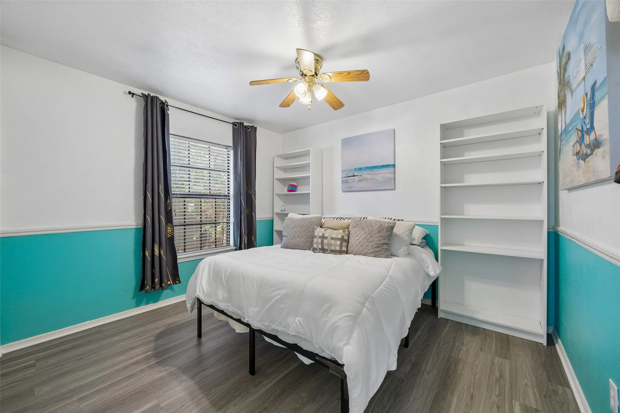Single Family Residence For Sale in Denton County , 3004 Yorkshire Court, Flower Mound, Texas 75028, 4 Bedroom, 2 Bathroom, 2 Garage spaces, 2,085 Sqft, built in 1984, mls#21306136, Real Estate Agent in Flower Mound, Homes For Sale in Denton county, Homes For Sale in Flower Mound, Realtor in Flower Mound Texas, Real Estate Brokerage Independent Realty Texas, Luminita Cordes Realtor