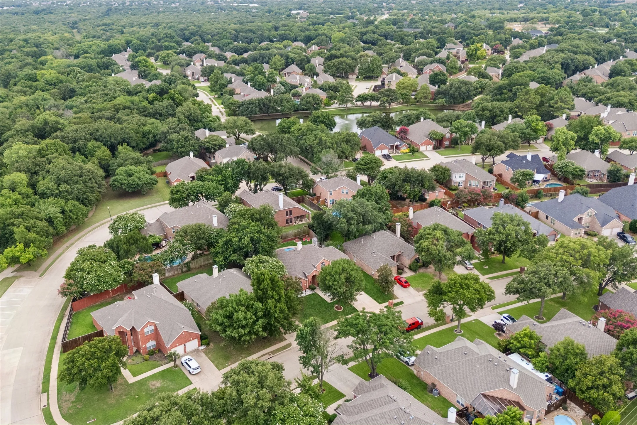 Single Family Residence For Sale in Denton County , 1301 Rustic Timbers Lane, Flower Mound, Texas 75028, 3 Bedroom, 3 Bathroom, 2 Garage spaces, 2,371 Sqft, built in 1995, mls#21312304, Real Estate Agent in Flower Mound, Homes For Sale in Denton county, Homes For Sale in Flower Mound, Realtor in Flower Mound Texas, Real Estate Brokerage Independent Realty Texas, Luminita Cordes Realtor