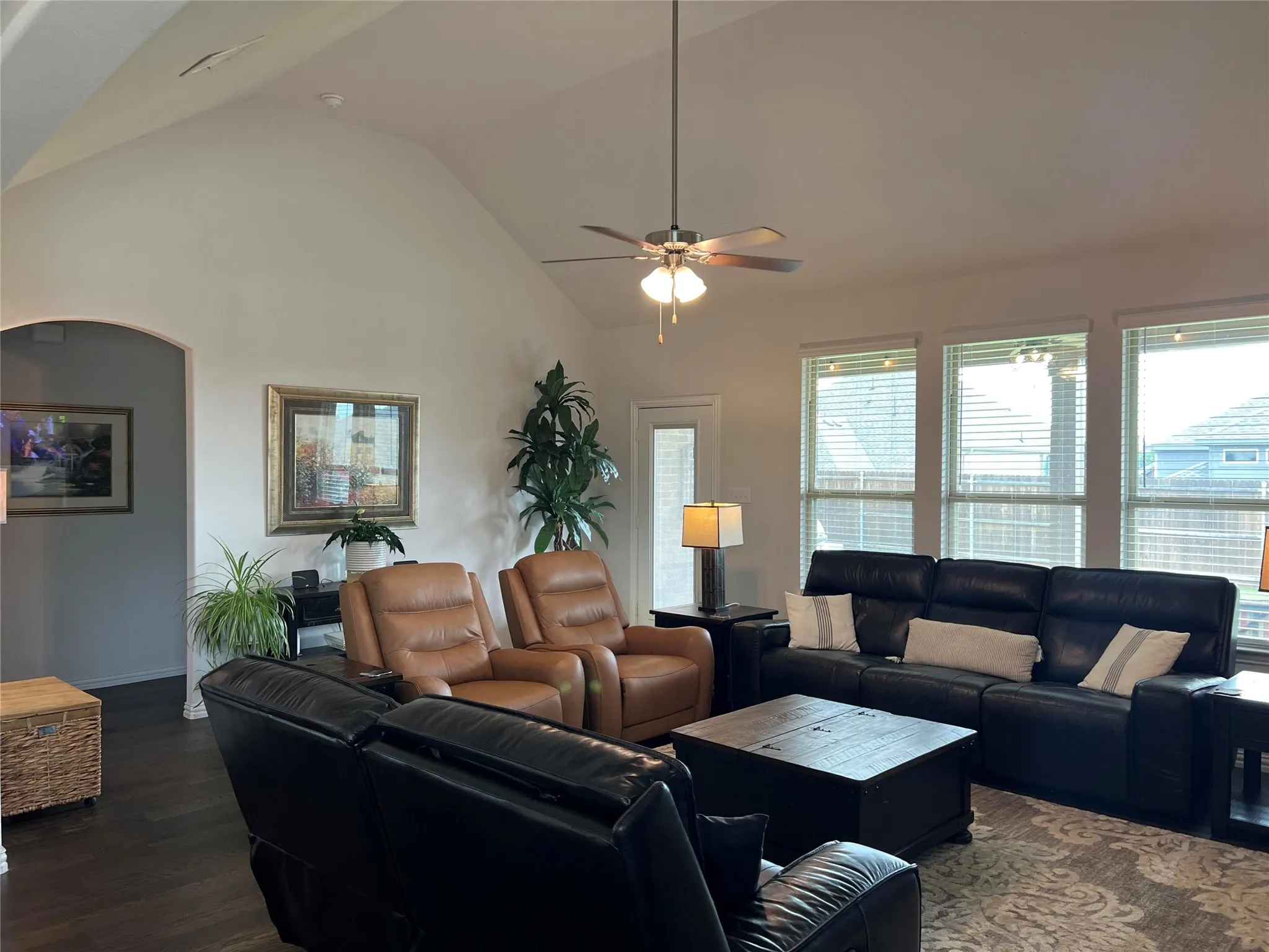 Single Family Residence For Sale in Denton County , 4145 Kyles Landing Drive, Hickory Creek, Texas 75065, 4 Bedroom, 3 Bathroom, 3 Garage spaces, 3,257 Sqft, built in 2022, mls#21308794, Real Estate Agent in Hickory Creek, Homes For Sale in Denton county, Homes For Sale in Hickory Creek, Realtor in Hickory Creek Texas, Real Estate Brokerage Independent Realty Texas, Luminita Cordes Realtor