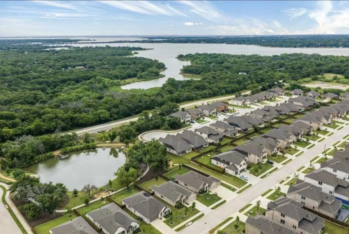 Single Family Residence For Sale in Denton County , 4145 Kyles Landing Drive, Hickory Creek, Texas 75065, 4 Bedroom, 3 Bathroom, 3 Garage spaces, 3,257 Sqft, built in 2022, mls#21308794, Real Estate Agent in Hickory Creek, Homes For Sale in Denton county, Homes For Sale in Hickory Creek, Realtor in Hickory Creek Texas, Real Estate Brokerage Independent Realty Texas, Luminita Cordes Realtor