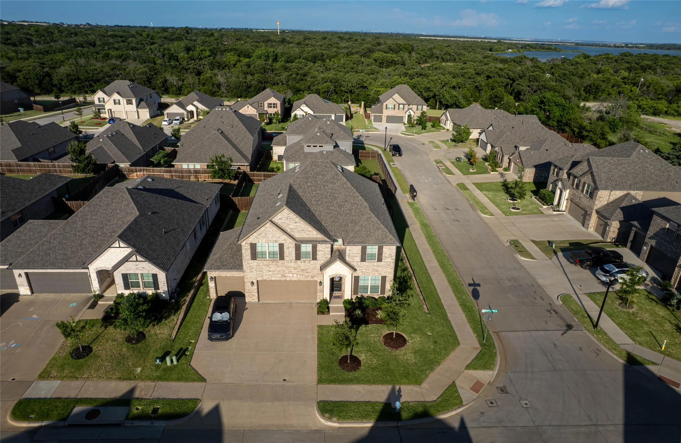 Single Family Residence For Sale in Denton County , 4145 Kyles Landing Drive, Hickory Creek, Texas 75065, 4 Bedroom, 3 Bathroom, 3 Garage spaces, 3,257 Sqft, built in 2022, mls#21308794, Real Estate Agent in Hickory Creek, Homes For Sale in Denton county, Homes For Sale in Hickory Creek, Realtor in Hickory Creek Texas, Real Estate Brokerage Independent Realty Texas, Luminita Cordes Realtor