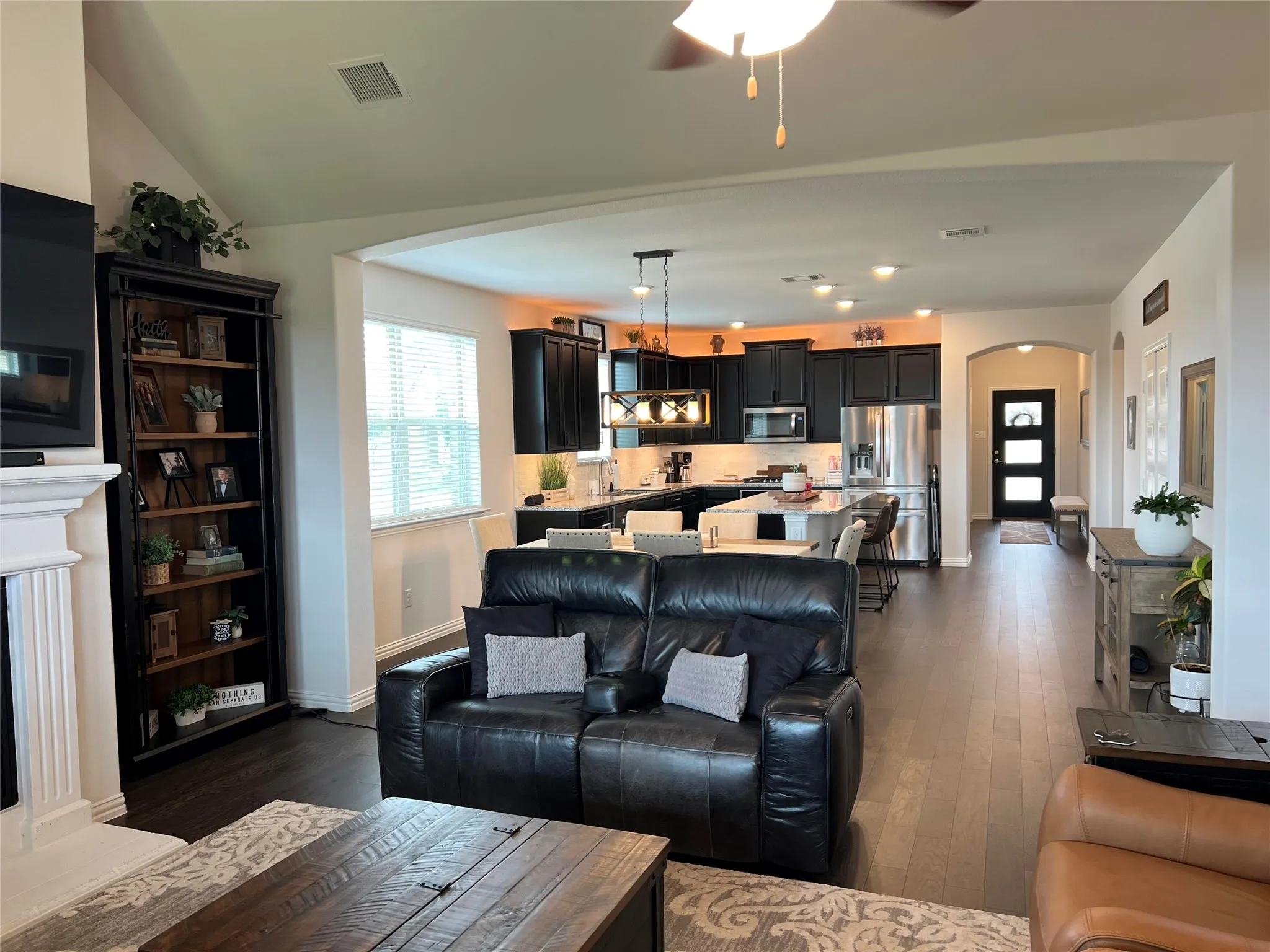 Single Family Residence For Sale in Denton County , 4145 Kyles Landing Drive, Hickory Creek, Texas 75065, 4 Bedroom, 3 Bathroom, 3 Garage spaces, 3,257 Sqft, built in 2022, mls#21308794, Real Estate Agent in Hickory Creek, Homes For Sale in Denton county, Homes For Sale in Hickory Creek, Realtor in Hickory Creek Texas, Real Estate Brokerage Independent Realty Texas, Luminita Cordes Realtor