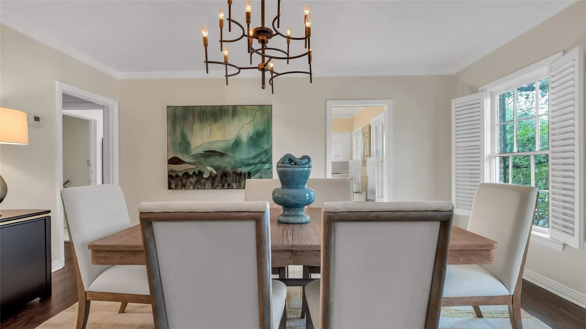 Apartment For Rent in Dallas County , 4529 Westway Avenue, Highland Park, Texas 75205, 3 Bedrooms, 2 Bathrooms, 2 Garage spaces, 2,403 Sqft, built in 1936, Price $4,700, mls#21310044, Real Estate Agent in Highland Park, Homes For Rent in Dallas county, Homes For Rent in Highland Park, Realtor in Highland Park Texas, Real Estate Brokerage Independent Realty Texas, Luminita Cordes Realtor