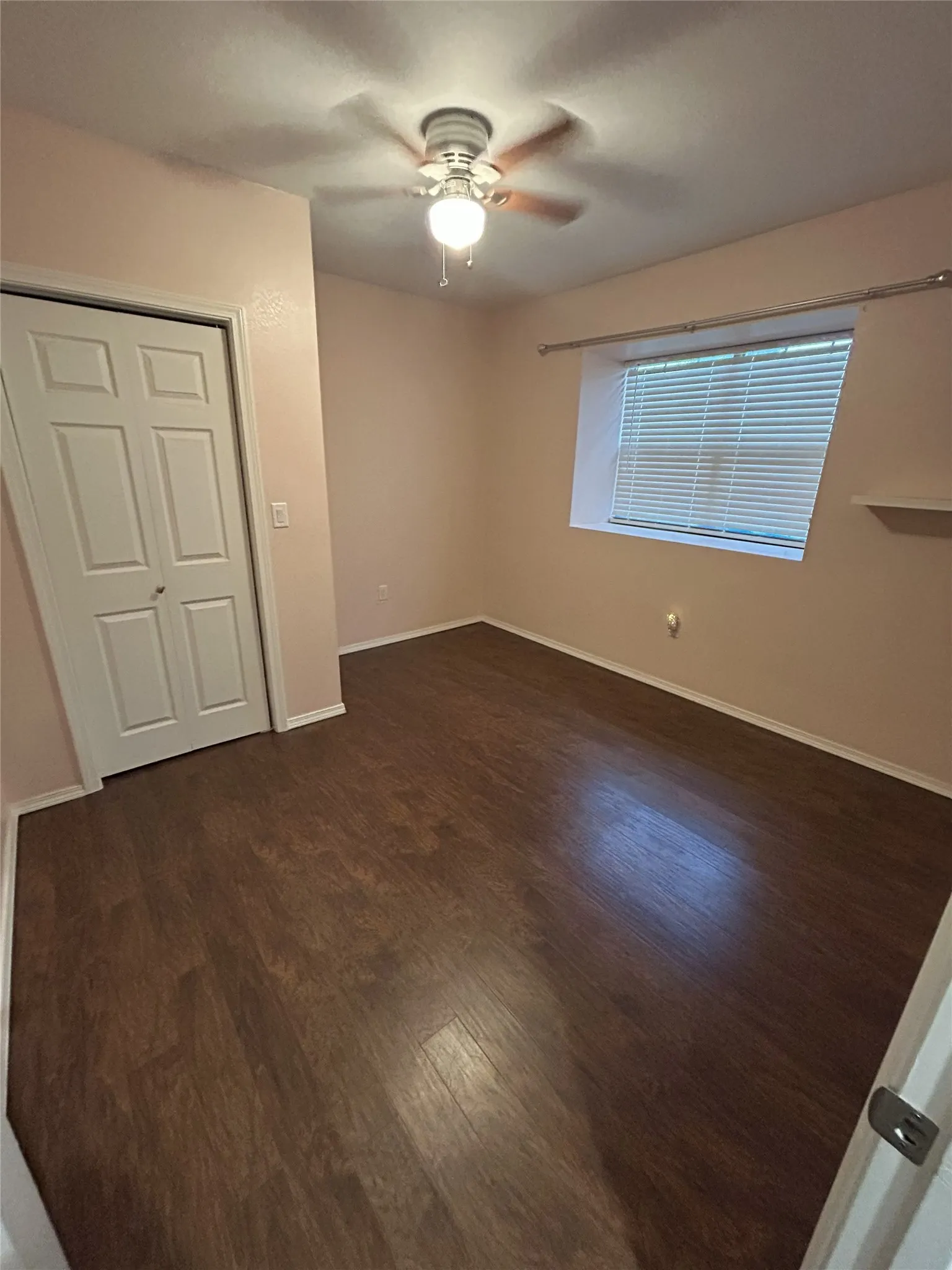 Single Family Residence For Sale in Franklin (TX) County , 601 Highland Oaks Street, Mount Vernon, Texas 75457, 5 Bedroom, 3 Bathroom, Garage spaces, 2,429 Sqft, built in 1987, mls#21286477, Real Estate Agent in Mount Vernon, Homes For Sale in Franklin (TX) county, Homes For Sale in Mount Vernon, Realtor in Mount Vernon Texas, Real Estate Brokerage Independent Realty Texas, Luminita Cordes Realtor