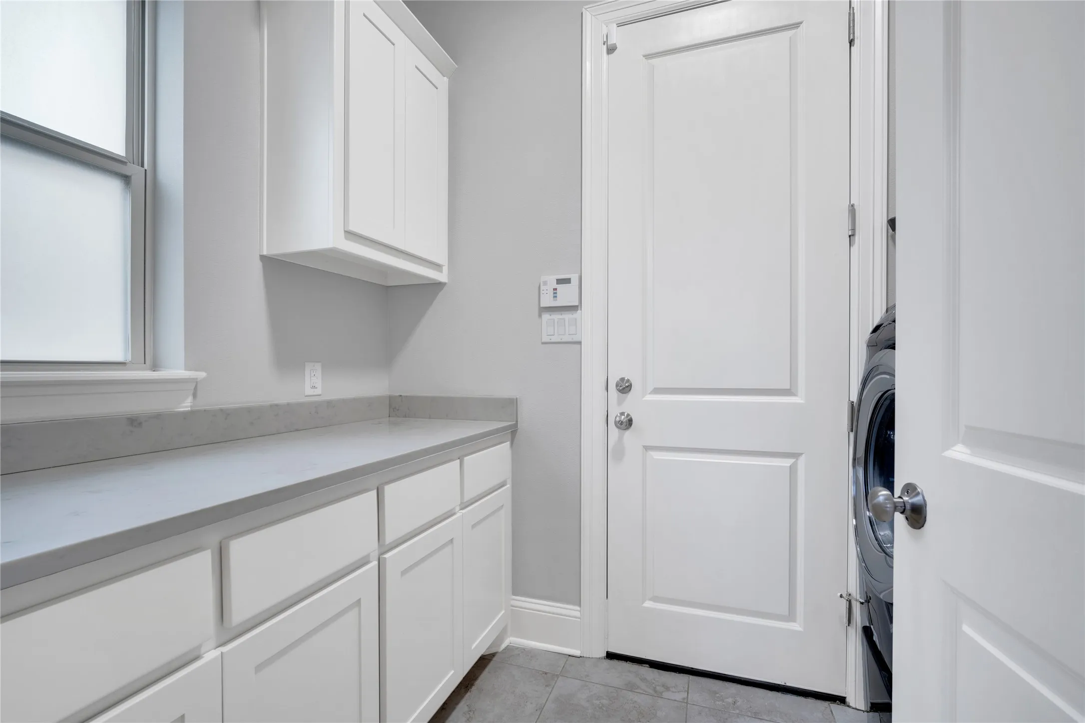 Single Family Residence For Sale in Tarrant County , 6409 Vintage Lake Drive, Arlington, Texas 76016, 4 Bedroom, 3 Bathroom, 2 Garage spaces, 3,029 Sqft, built in 2017, mls#21312553, Real Estate Agent in Arlington, Homes For Sale in Tarrant county, Homes For Sale in Arlington, Realtor in Arlington Texas, Real Estate Brokerage Independent Realty Texas, Luminita Cordes Realtor