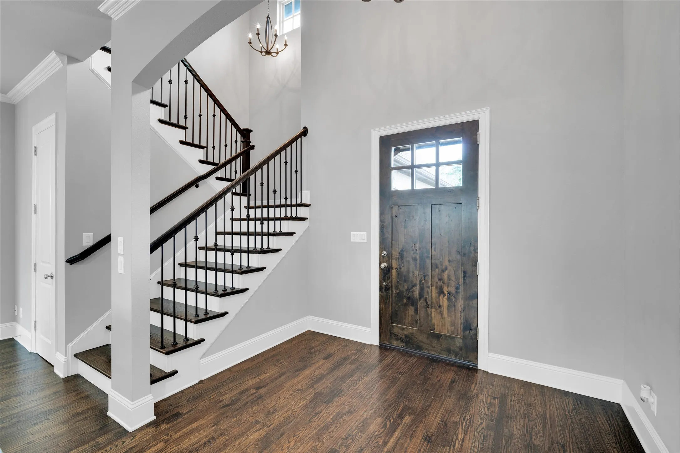 Single Family Residence For Sale in Tarrant County , 6409 Vintage Lake Drive, Arlington, Texas 76016, 4 Bedroom, 3 Bathroom, 2 Garage spaces, 3,029 Sqft, built in 2017, mls#21312553, Real Estate Agent in Arlington, Homes For Sale in Tarrant county, Homes For Sale in Arlington, Realtor in Arlington Texas, Real Estate Brokerage Independent Realty Texas, Luminita Cordes Realtor